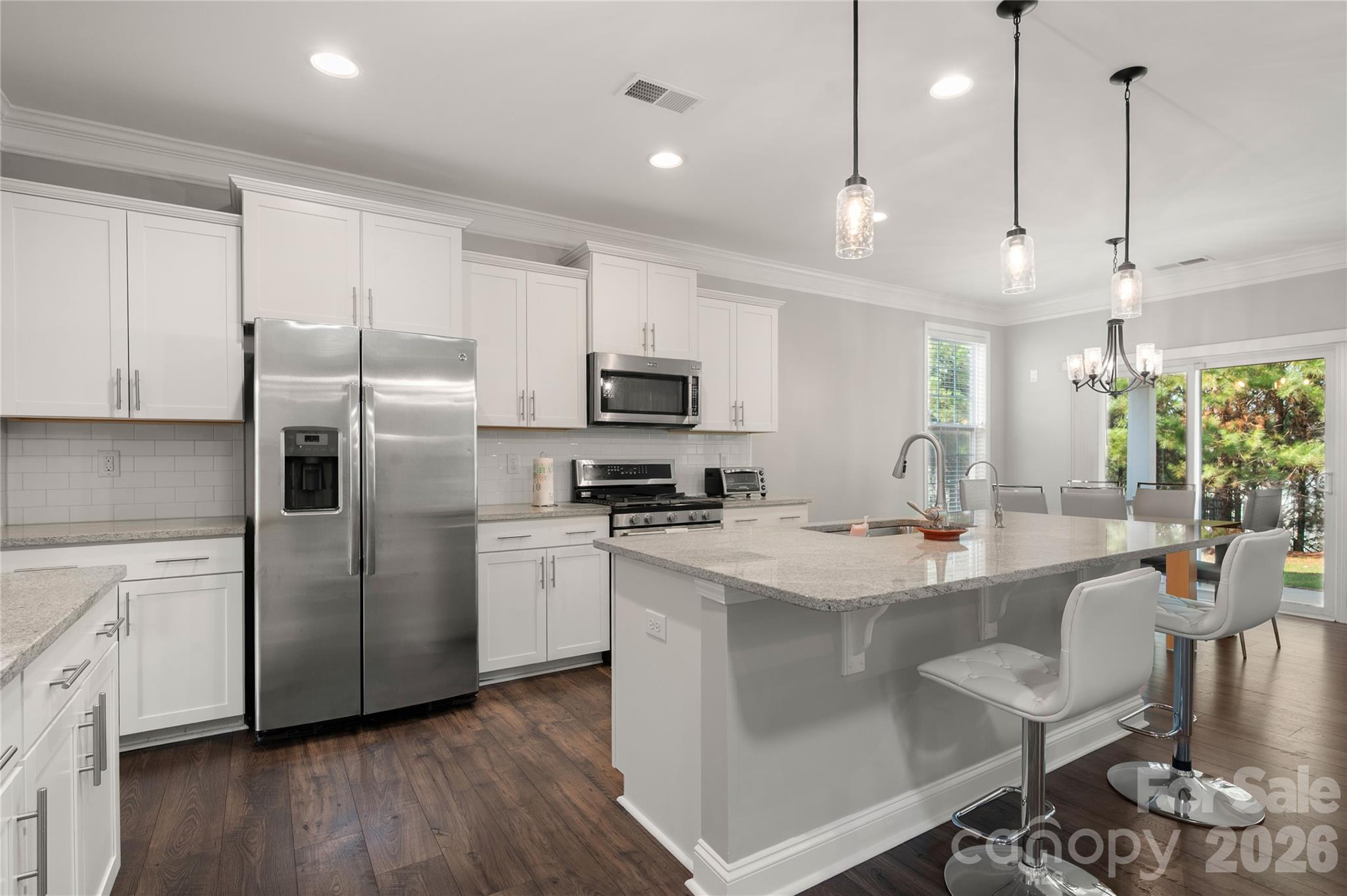 Single Family Residence at 8008 Oakmere Road, Waxhaw, photo 16 of 48