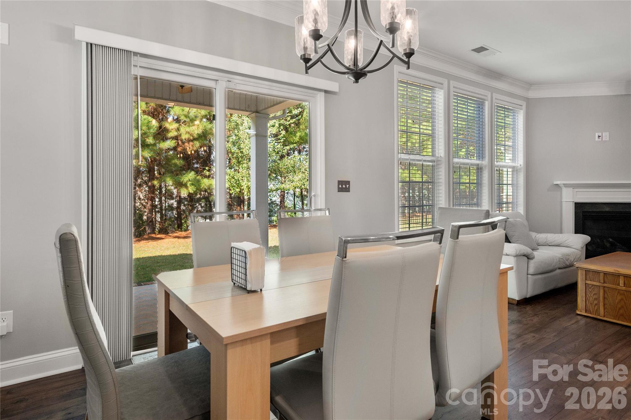 Single Family Residence at 8008 Oakmere Road, Waxhaw, photo 20 of 48