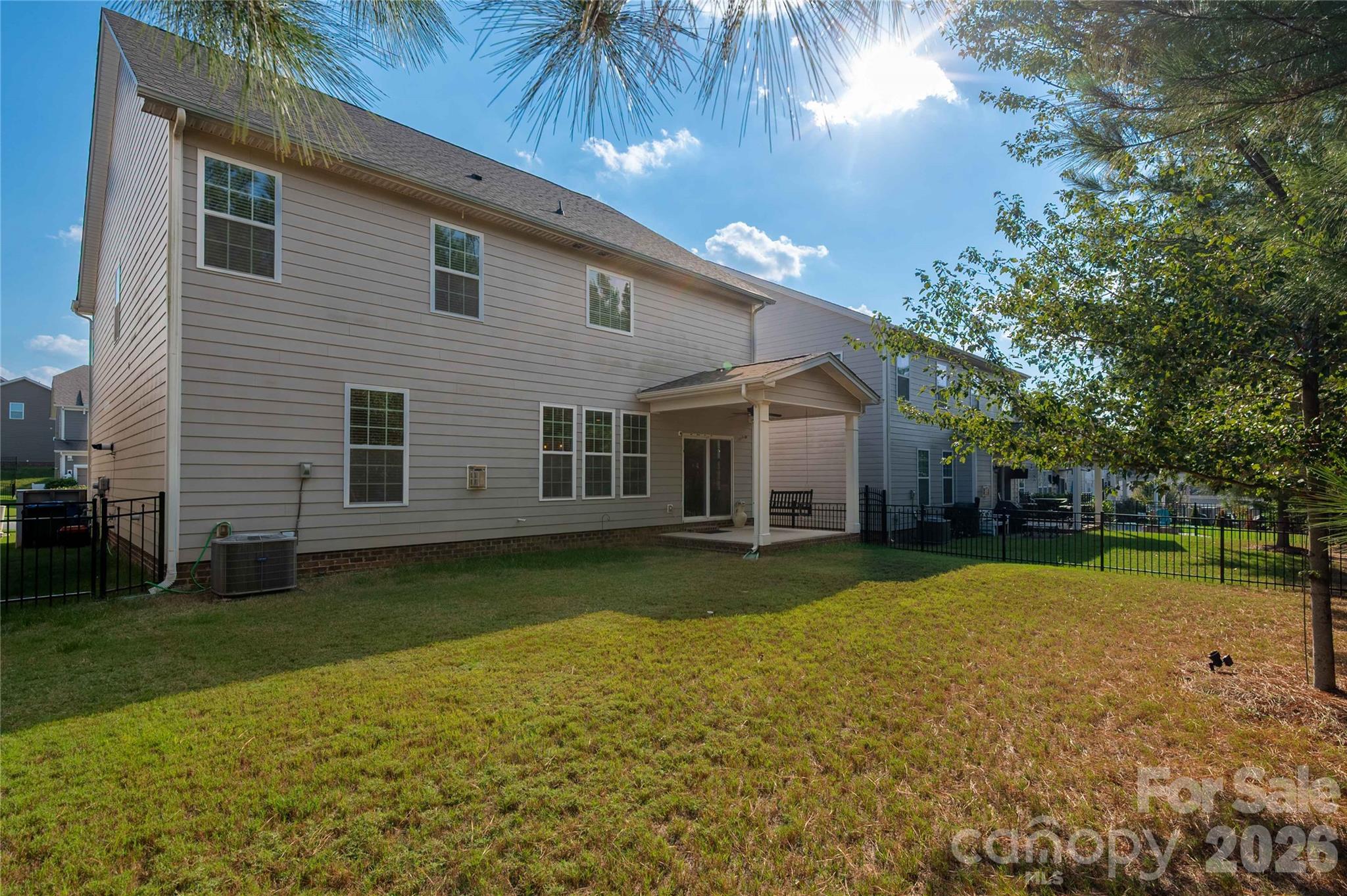 Single Family Residence at 8008 Oakmere Road, Waxhaw, photo 48 of 48