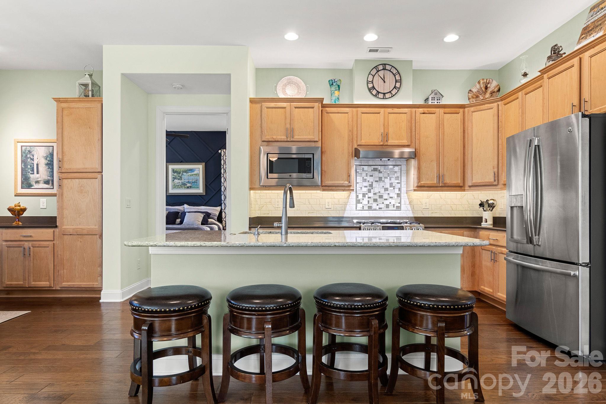Single Family Residence at 488 Flat Rock Drive, Denver, photo 12 of 42
