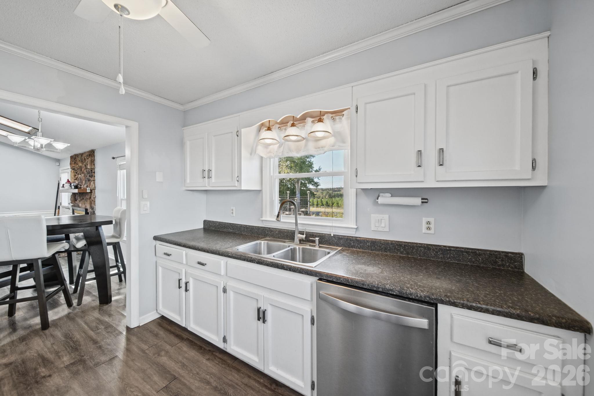 Single Family Residence at 2638 Castle Hill Road, Gastonia, photo 14 of 48