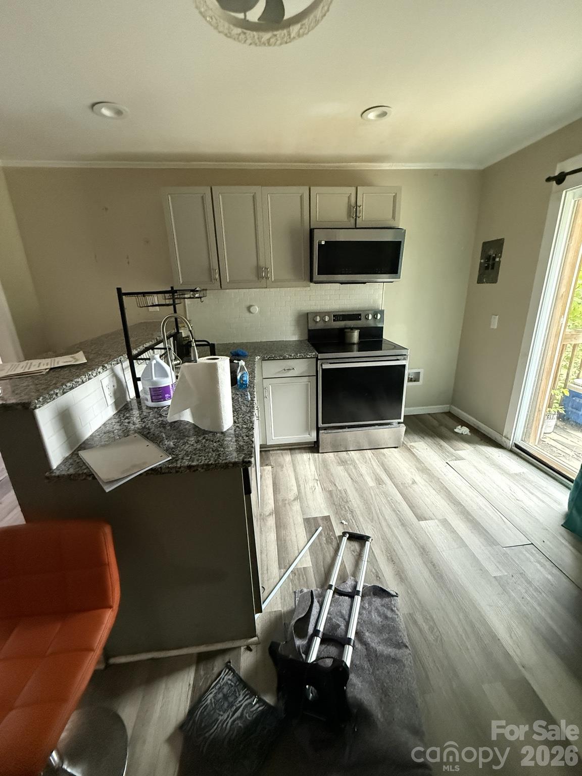 kitchen - 907 Marion Street, Lancaster