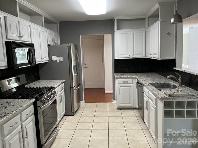 Single Family Residence at 9115 Pine Springs Court, Huntersville, photo 9 of 31
