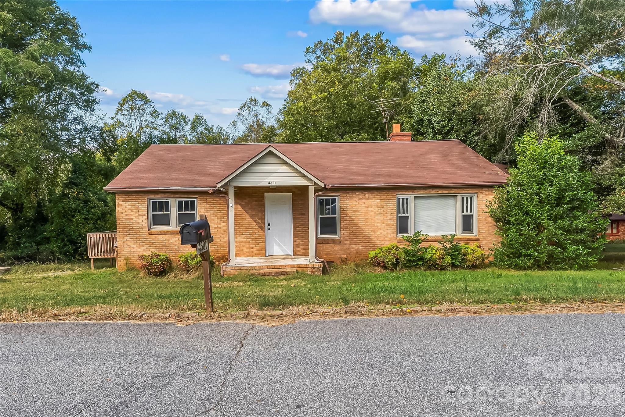 Single Family Residence at 4681 Charlotte Street, Conover, photo 11 of 23