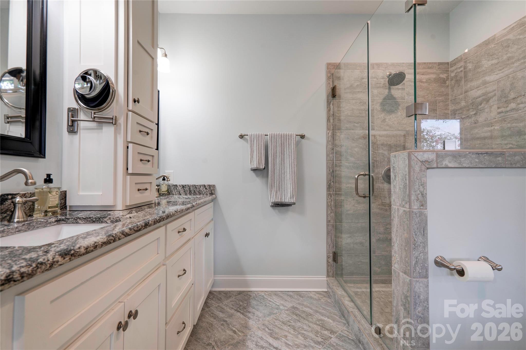 Primary en-suite - 244 Randall Road, Shelby