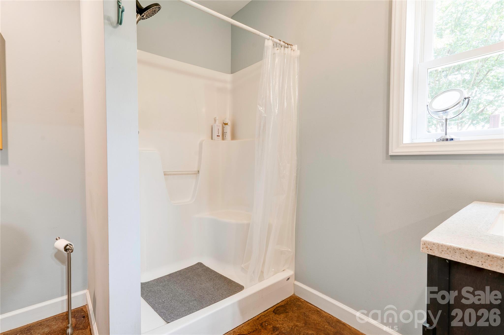 Full bath in the auxiliary building - 244 Randall Road, Shelby