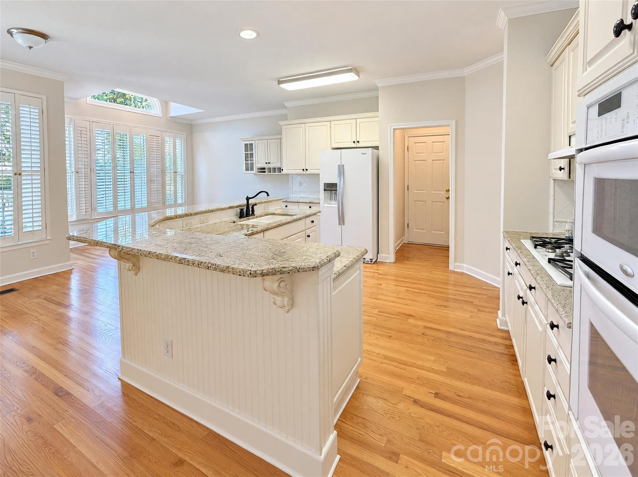 Single Family Residence at 4804 Poplar Grove Drive, Charlotte, photo 8 of 36