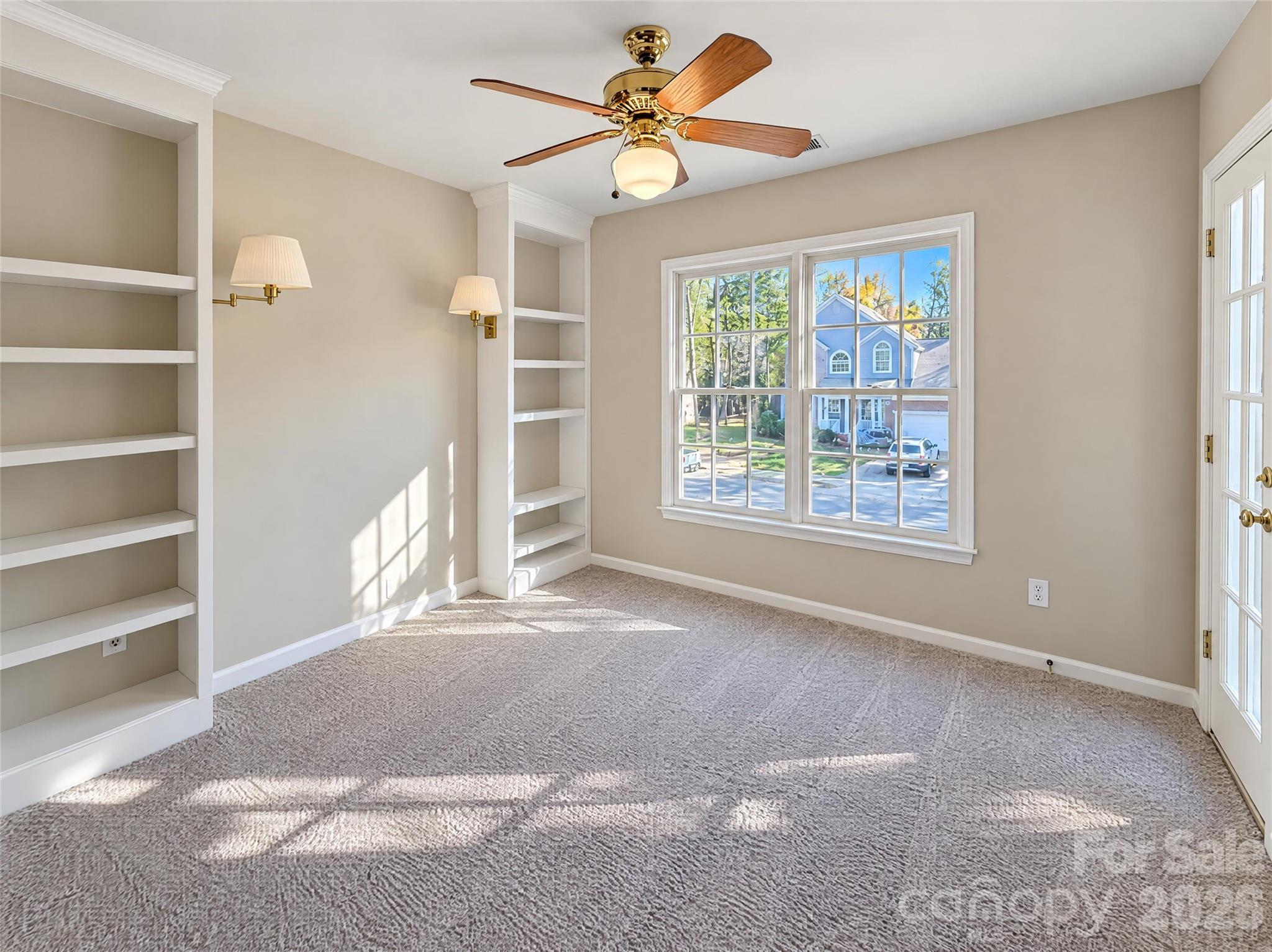 Single Family Residence at 4804 Poplar Grove Drive, Charlotte, photo 14 of 36