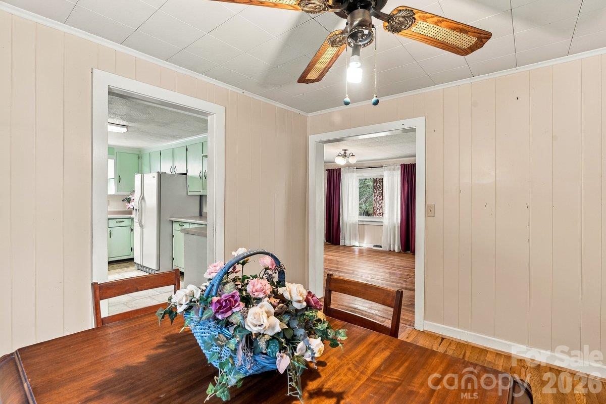 Single Family Residence at 11 Whitt Road, Weaverville, photo 6 of 20