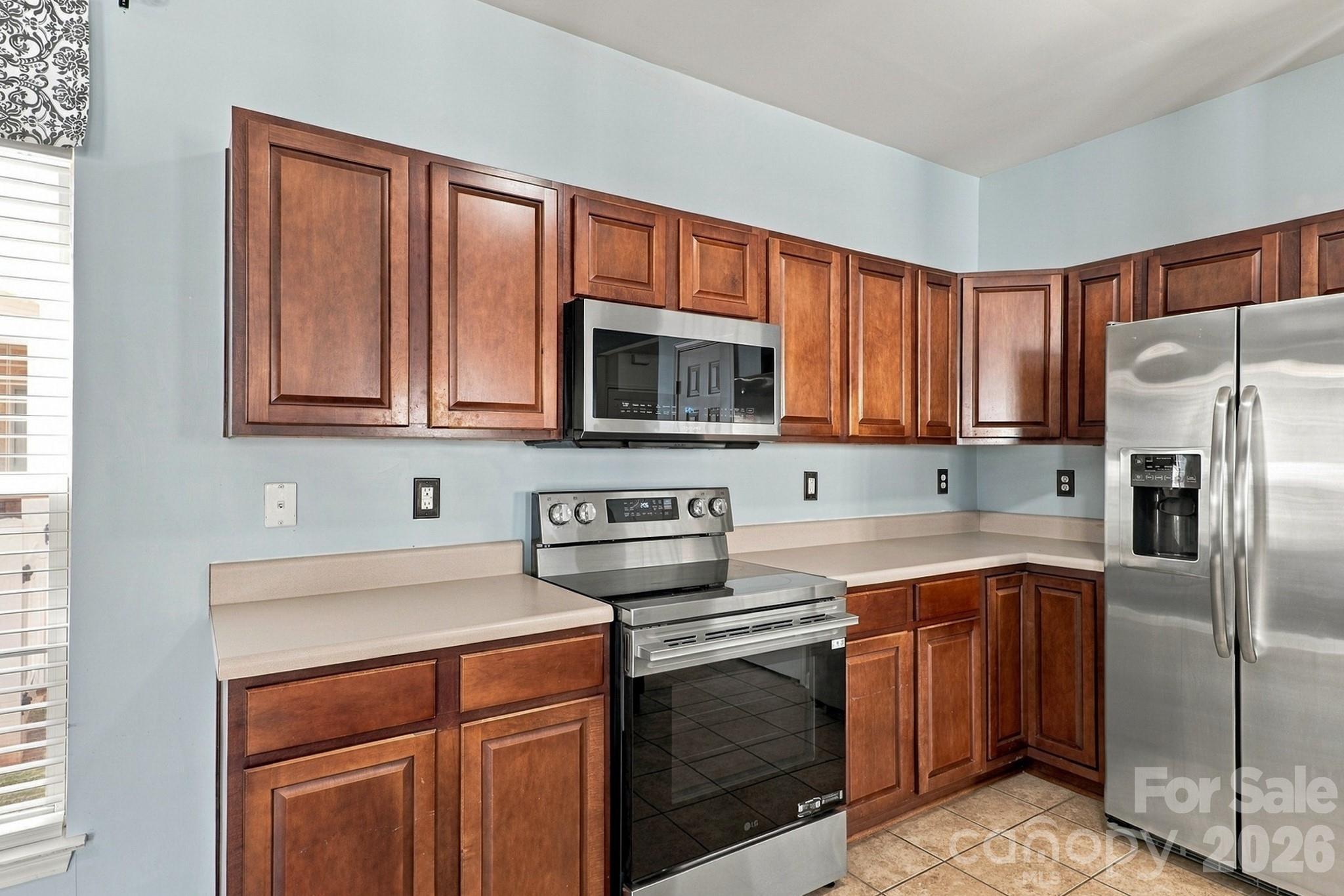 Single Family Residence at 11921 Snapping Turtle Lane, Huntersville, photo 6 of 37