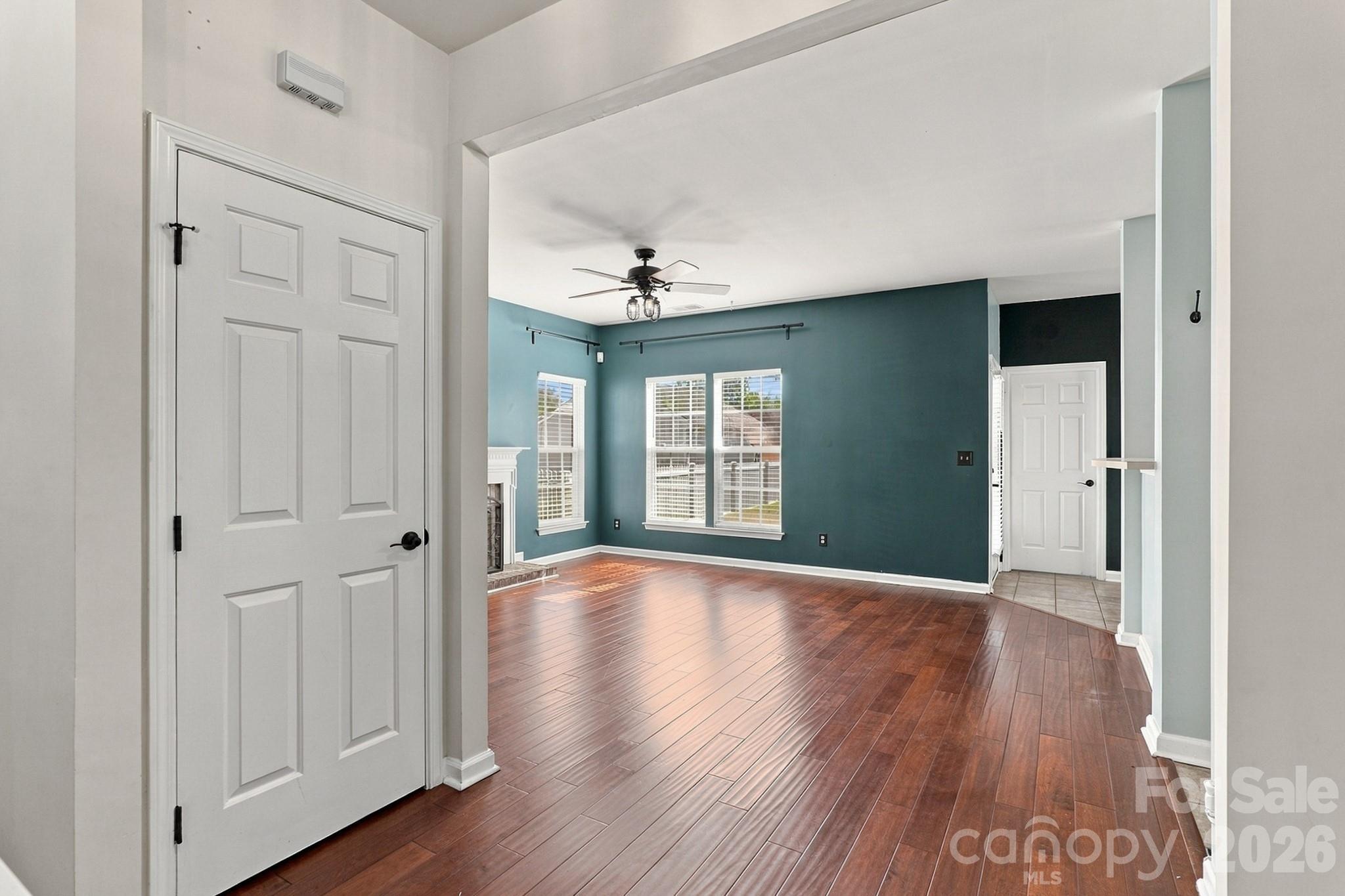 Single Family Residence at 11921 Snapping Turtle Lane, Huntersville, photo 12 of 37