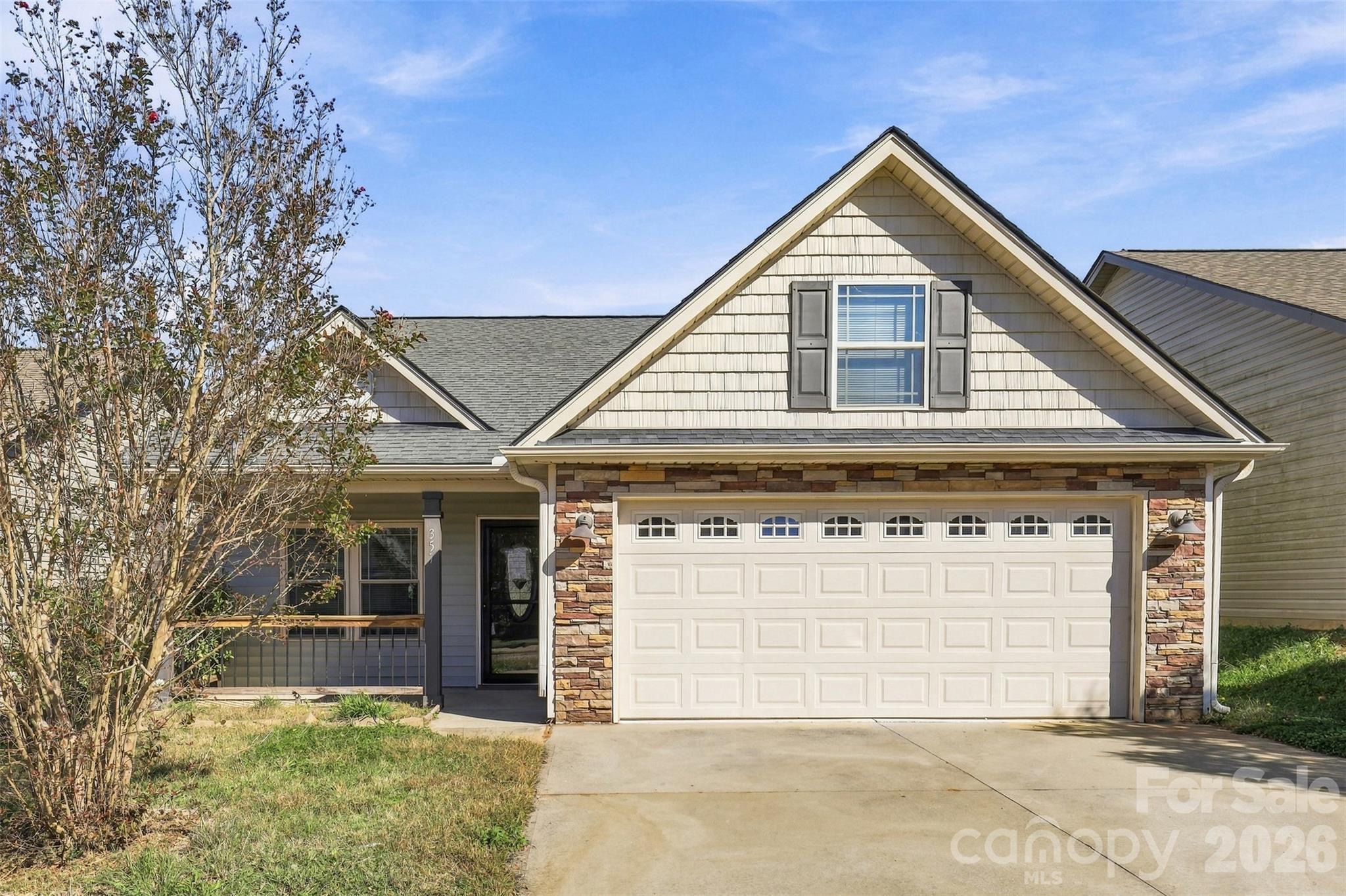 Single Family Residence at 357 Robin Helton Drive, Boiling Springs, photo 3 of 34