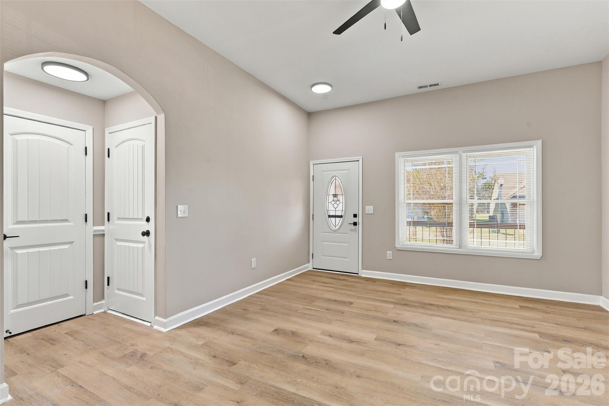 Single Family Residence at 357 Robin Helton Drive, Boiling Springs, photo 7 of 34