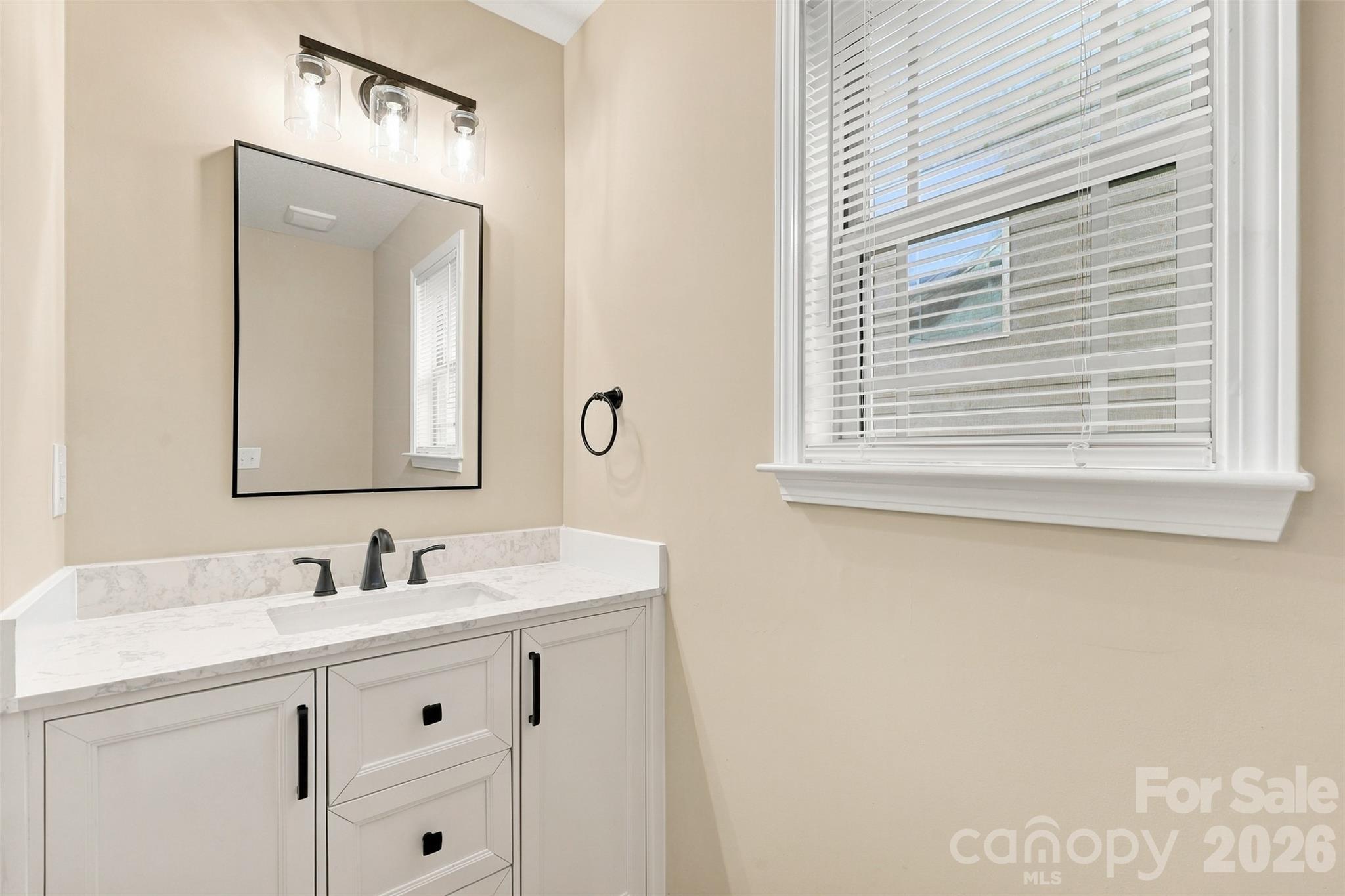 Single Family Residence at 357 Robin Helton Drive, Boiling Springs, photo 15 of 34