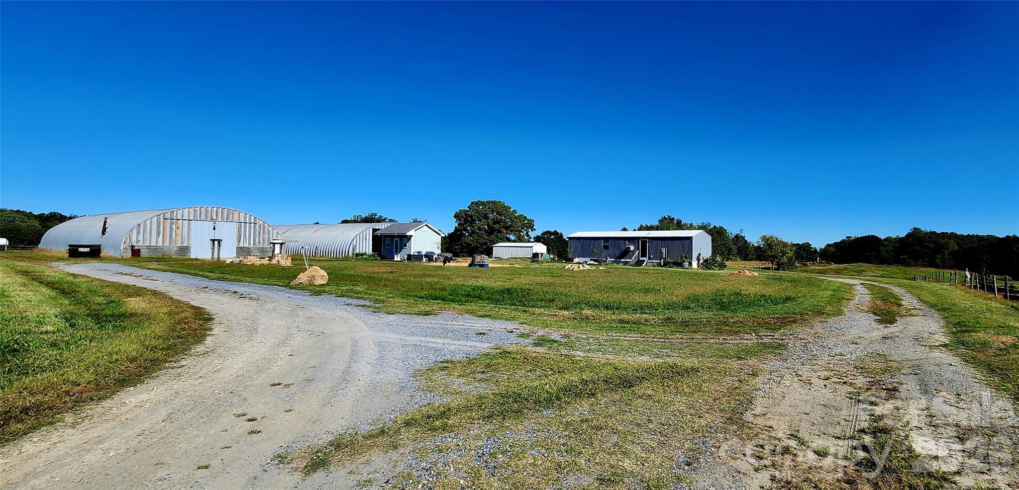 Farm at 702 Ike Lynch Road, Dallas, photo 5 of 32