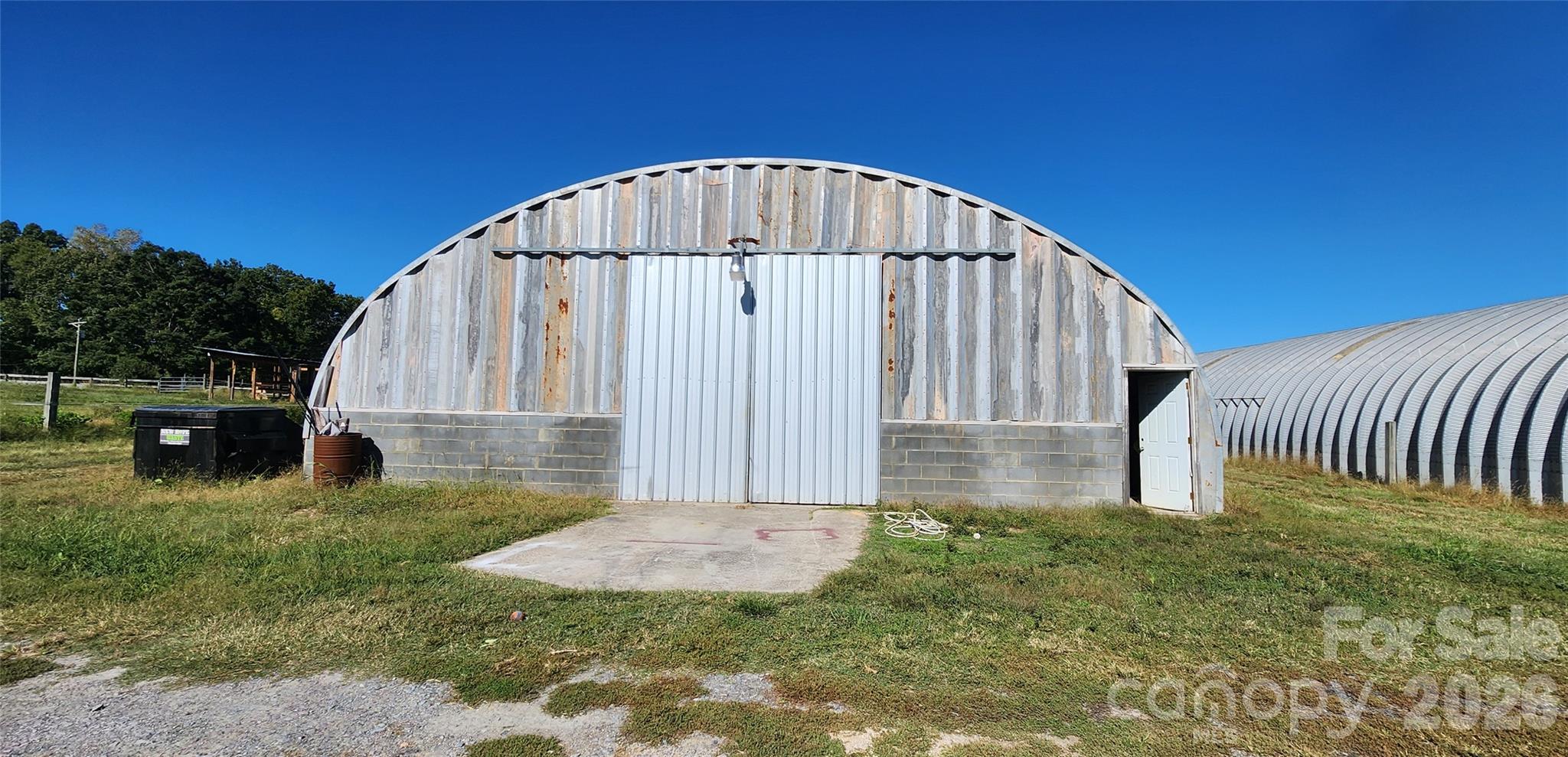 Farm at 702 Ike Lynch Road, Dallas, photo 16 of 32