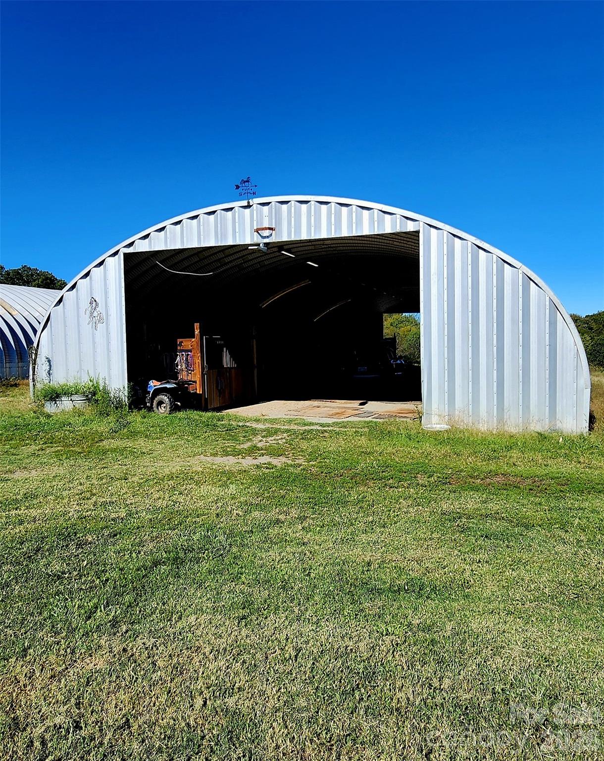 Farm at 702 Ike Lynch Road, Dallas, photo 17 of 32