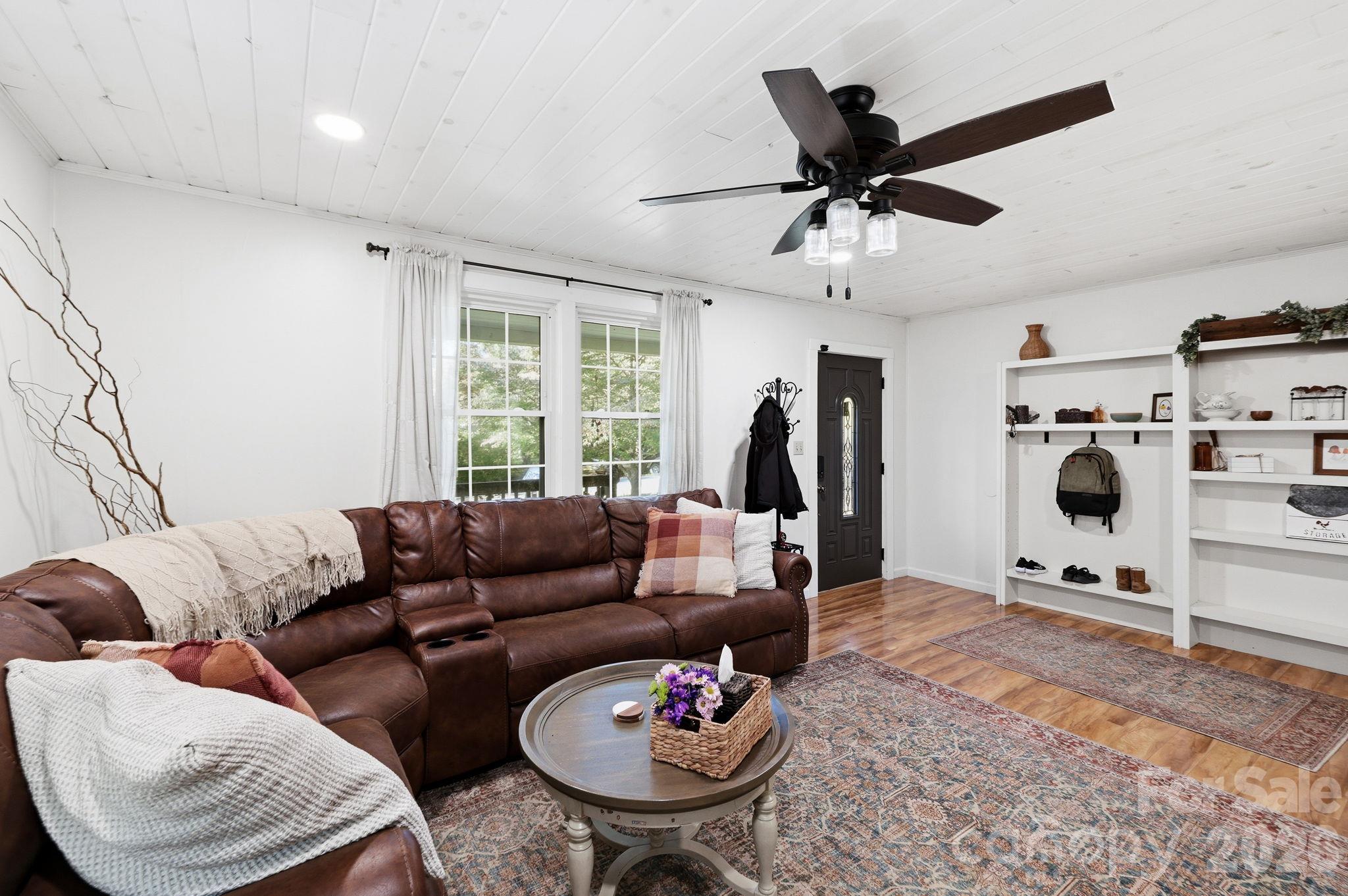 Single Family Residence at 6 Gun Flint Trail, Fletcher, photo 12 of 38