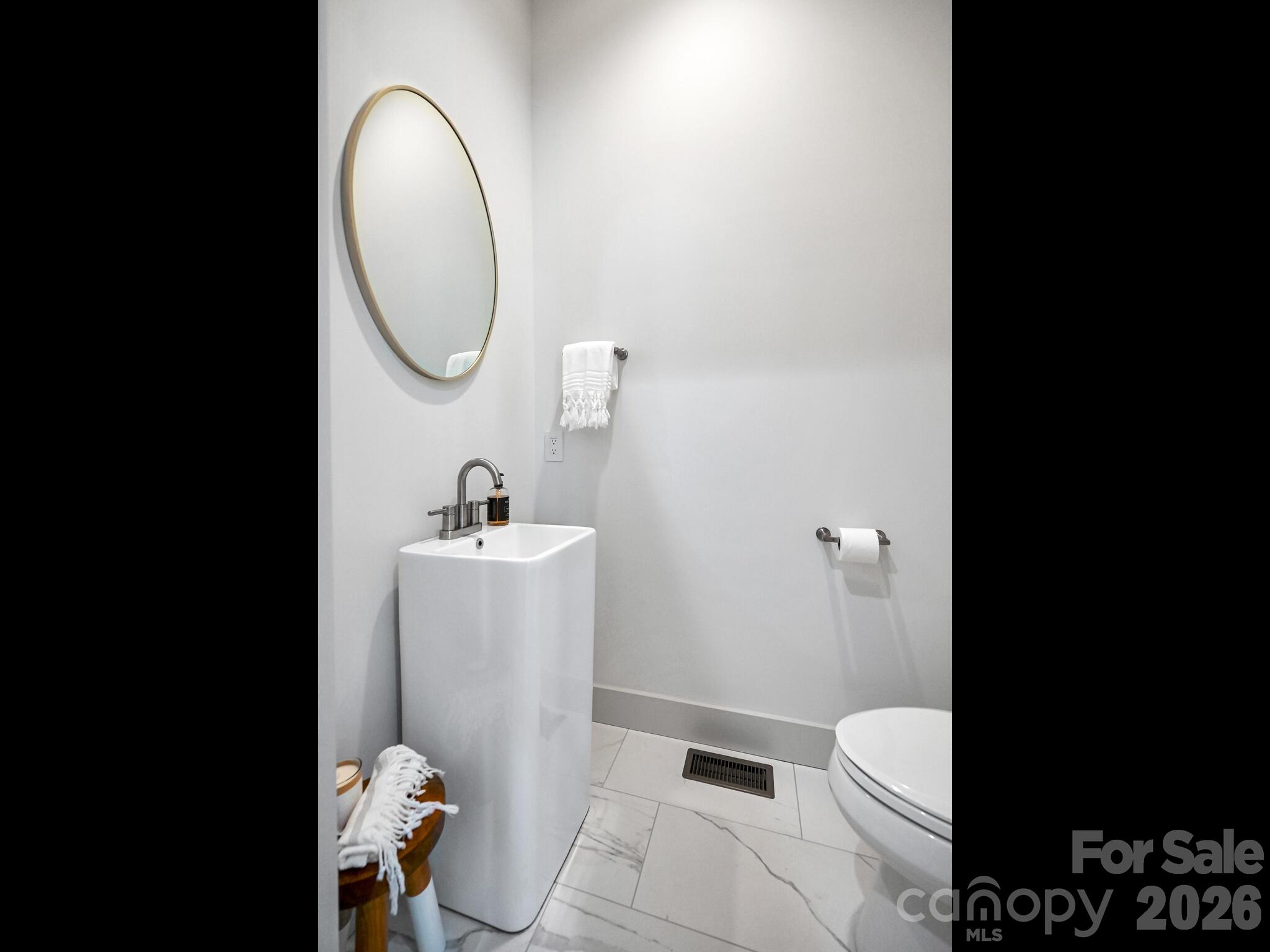 Half Bath. - 18 Sagewood Drive, Candler