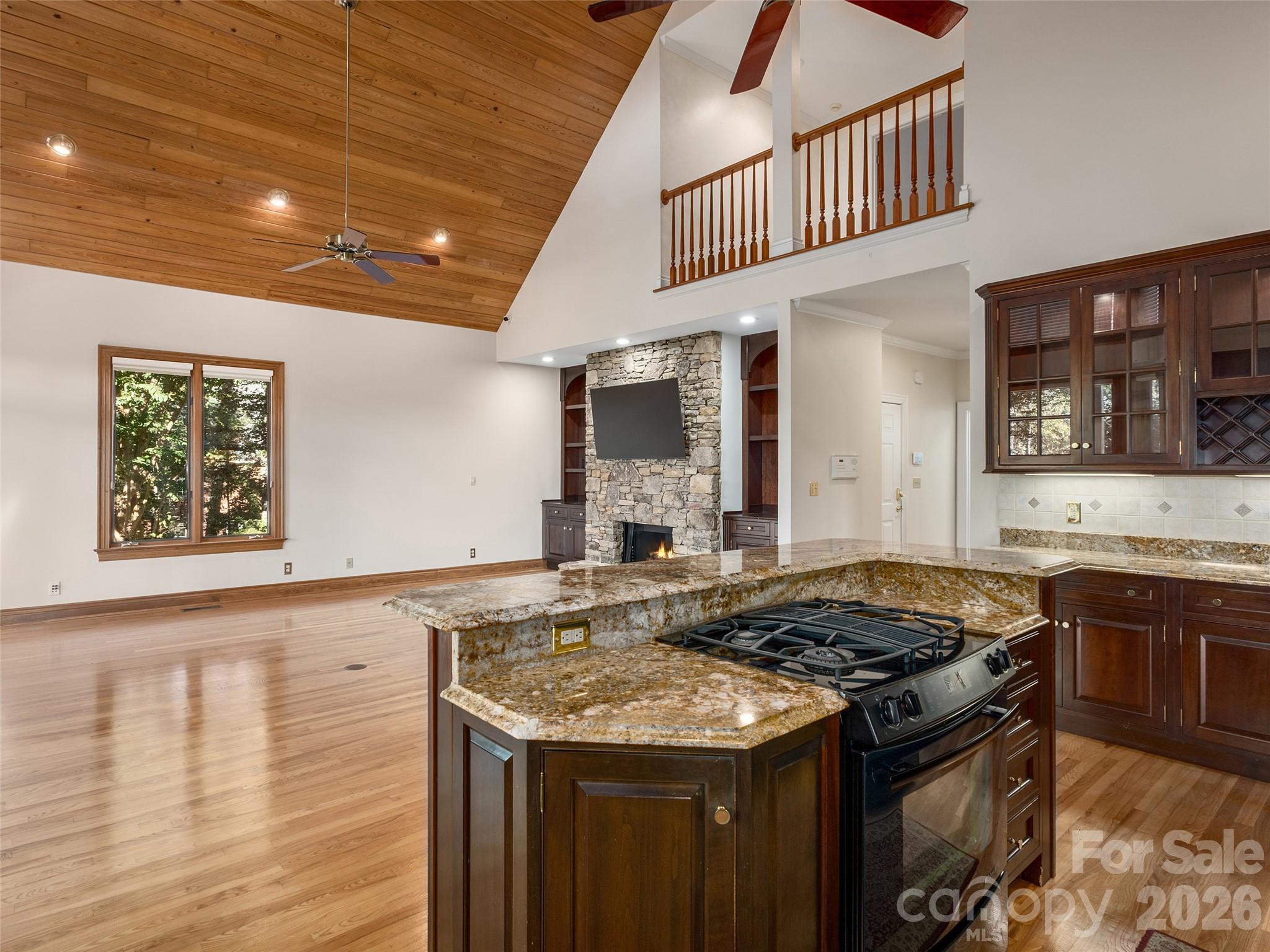 Single Family Residence at 612 Holt Lane, Asheville, photo 16 of 48