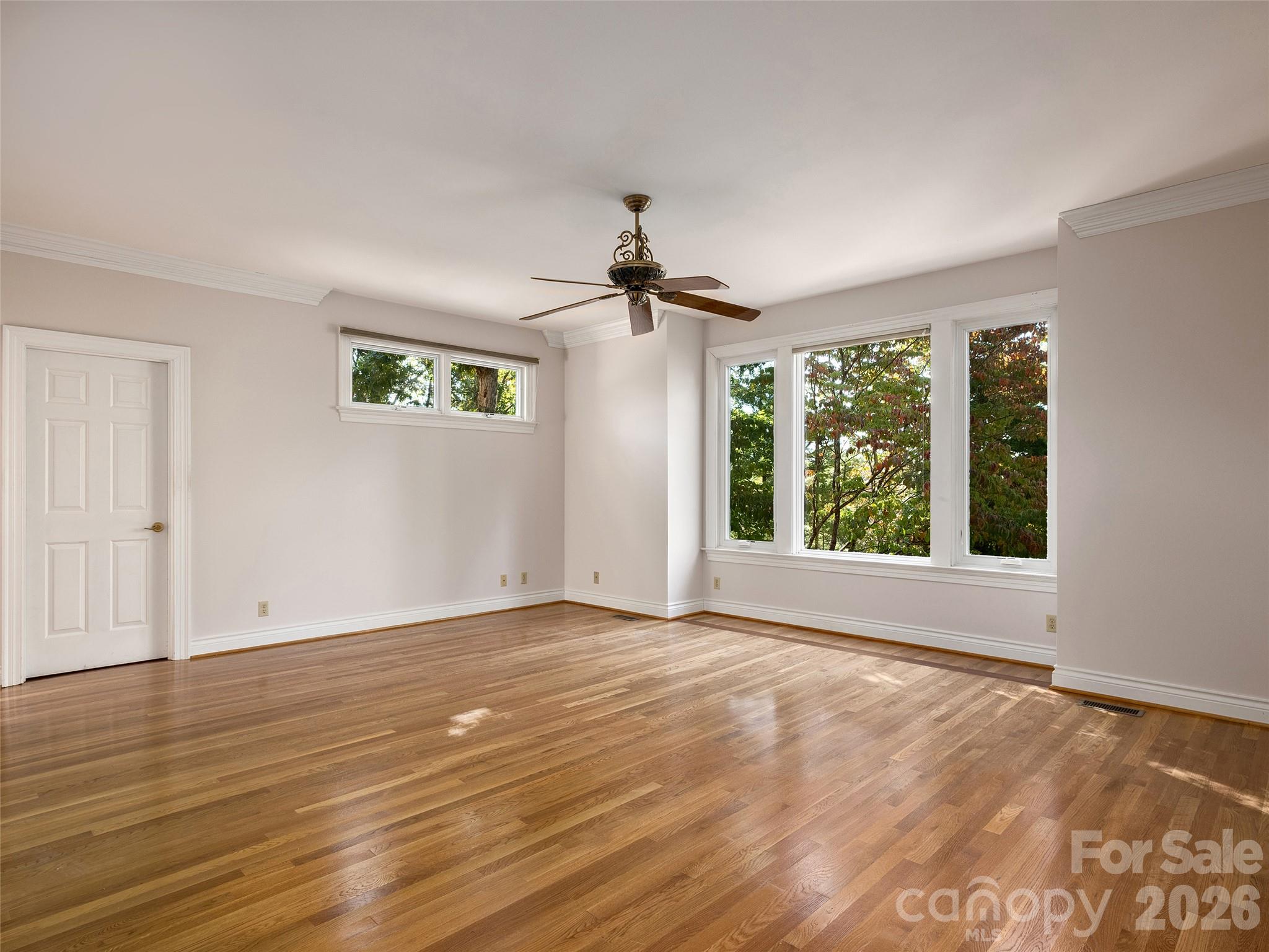Single Family Residence at 612 Holt Lane, Asheville, photo 19 of 48