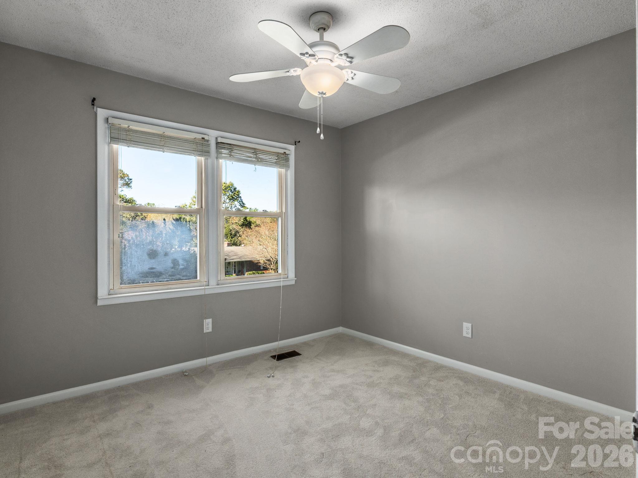 Single Family Residence at 16 Sun Valley Court, Alexander, photo 22 of 45