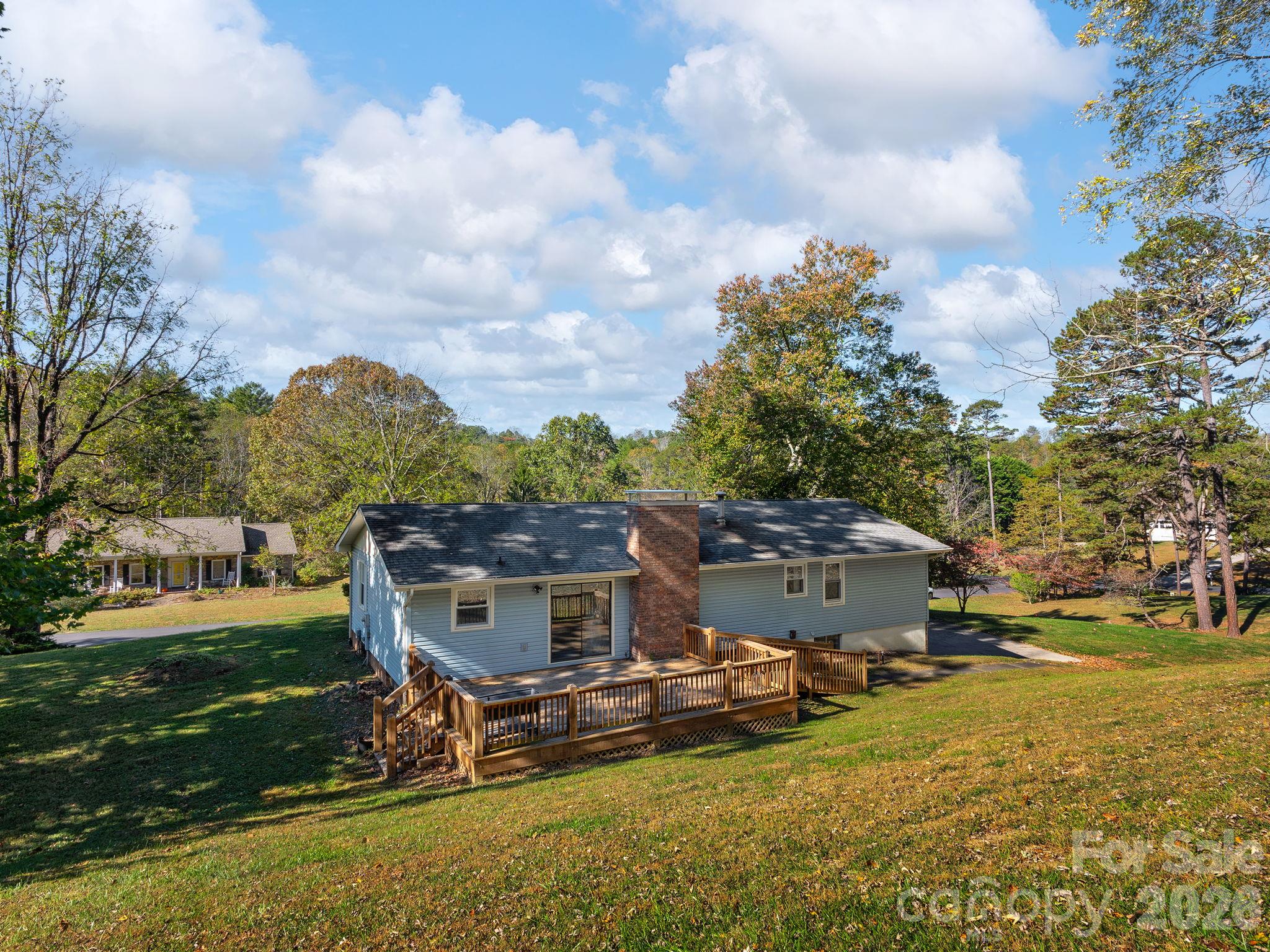 Single Family Residence at 16 Sun Valley Court, Alexander, photo 40 of 45