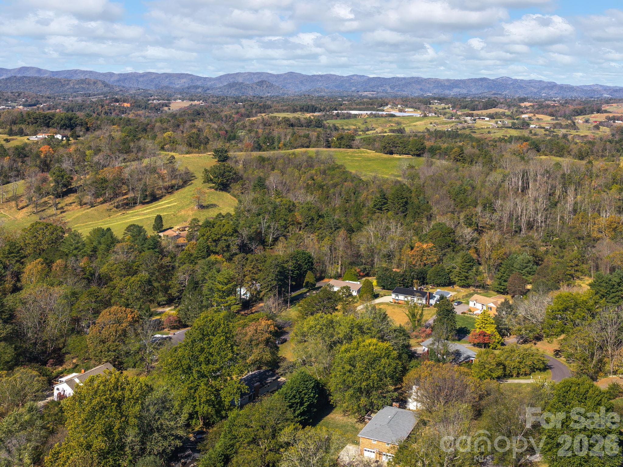 Single Family Residence at 16 Sun Valley Court, Alexander, photo 45 of 45