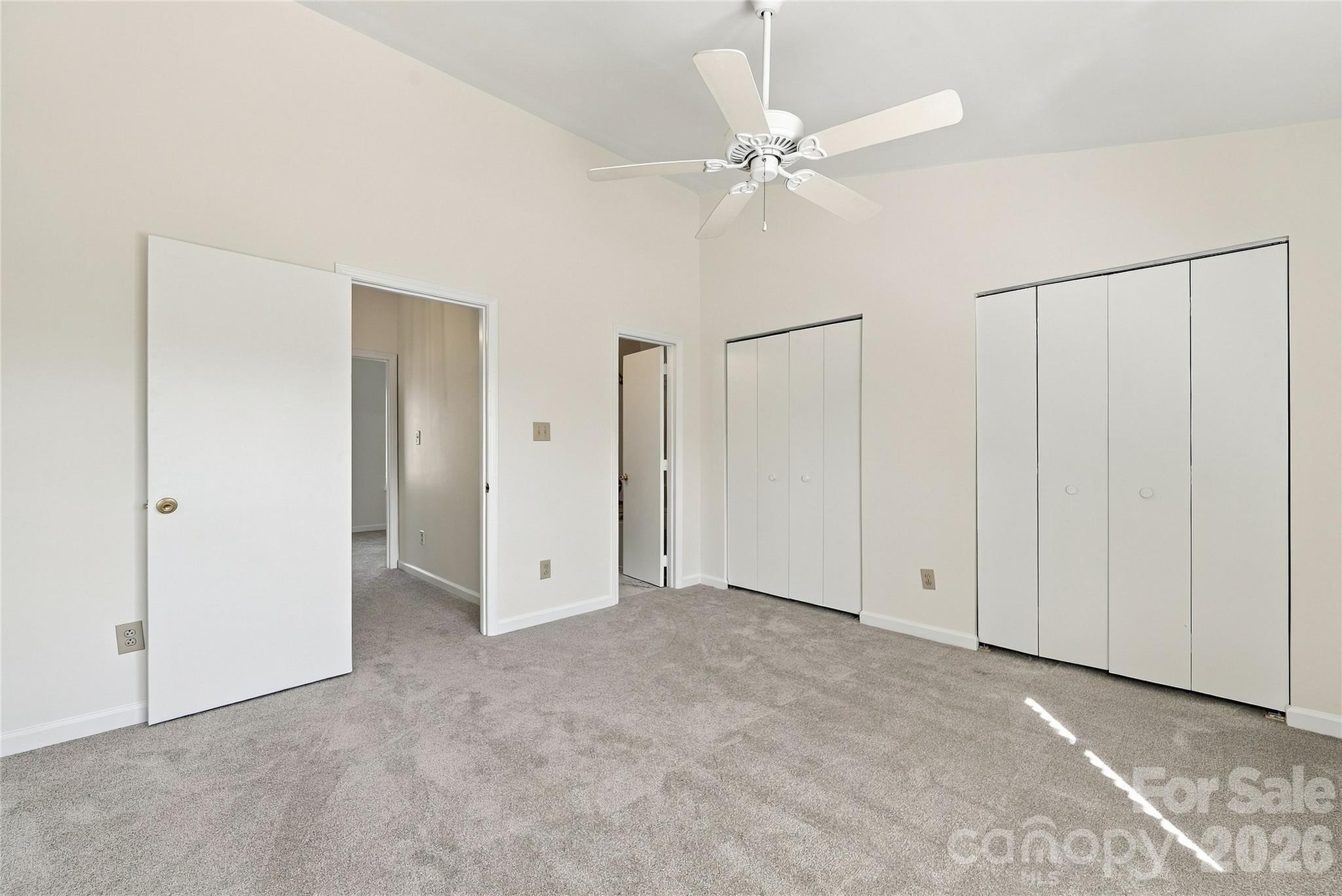 Townhouse at 8231 Circle Tree Lane, Charlotte, photo 19 of 40