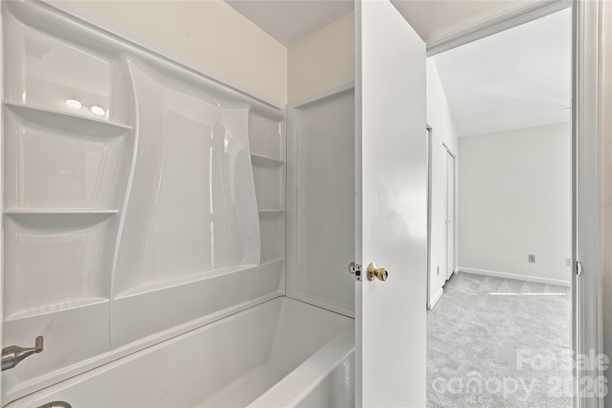 Townhouse at 8231 Circle Tree Lane, Charlotte, photo 25 of 40