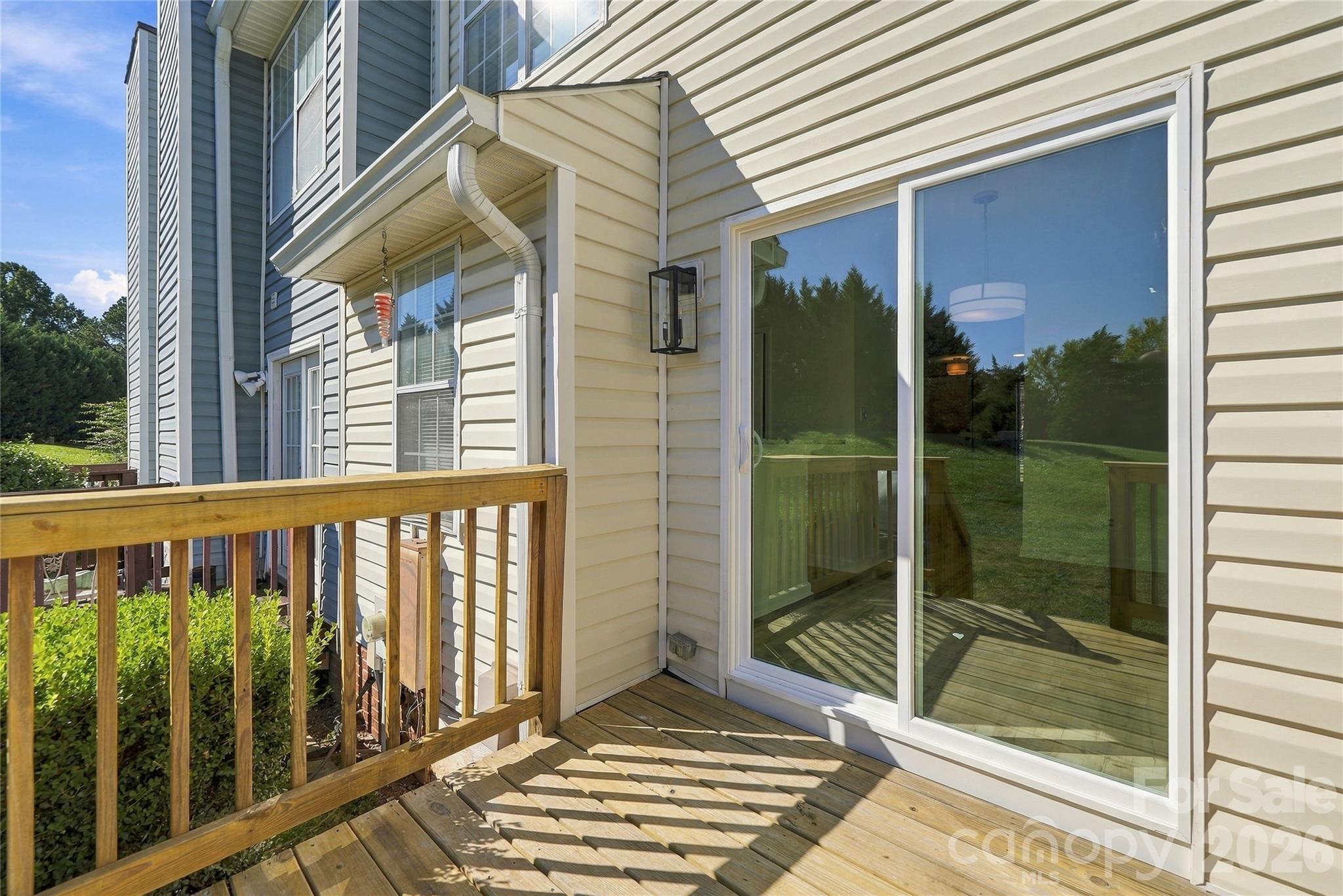 Townhouse at 8231 Circle Tree Lane, Charlotte, photo 36 of 40