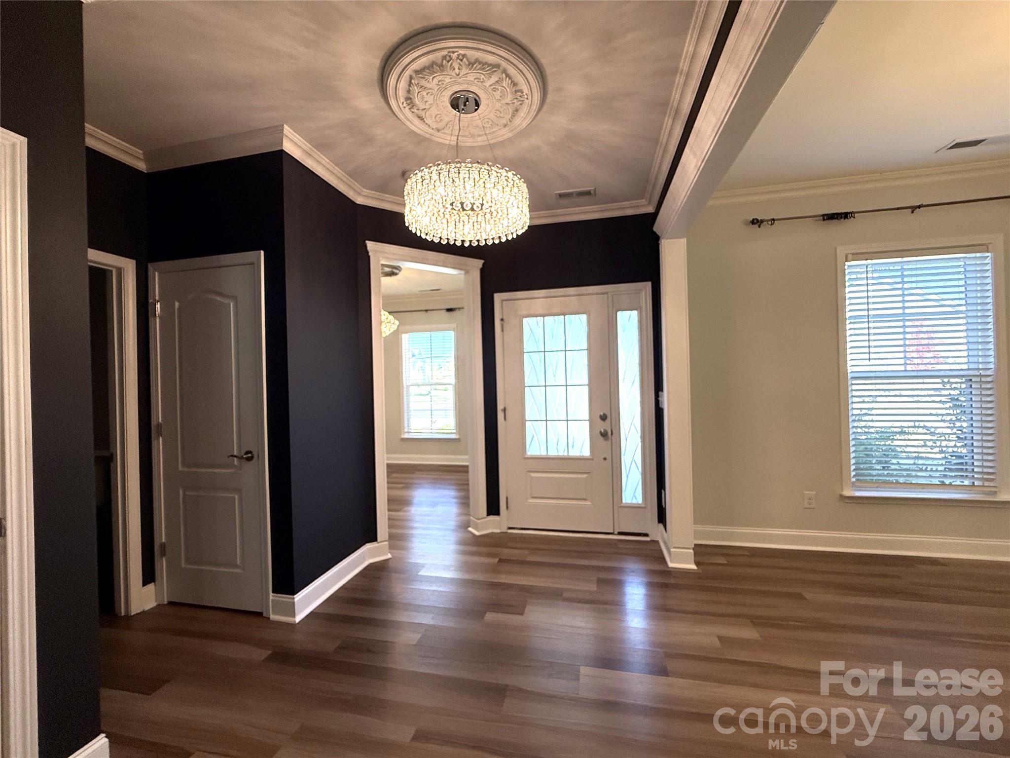 Single Family Residence at 1318 Poppy Way, Matthews, photo 4 of 47