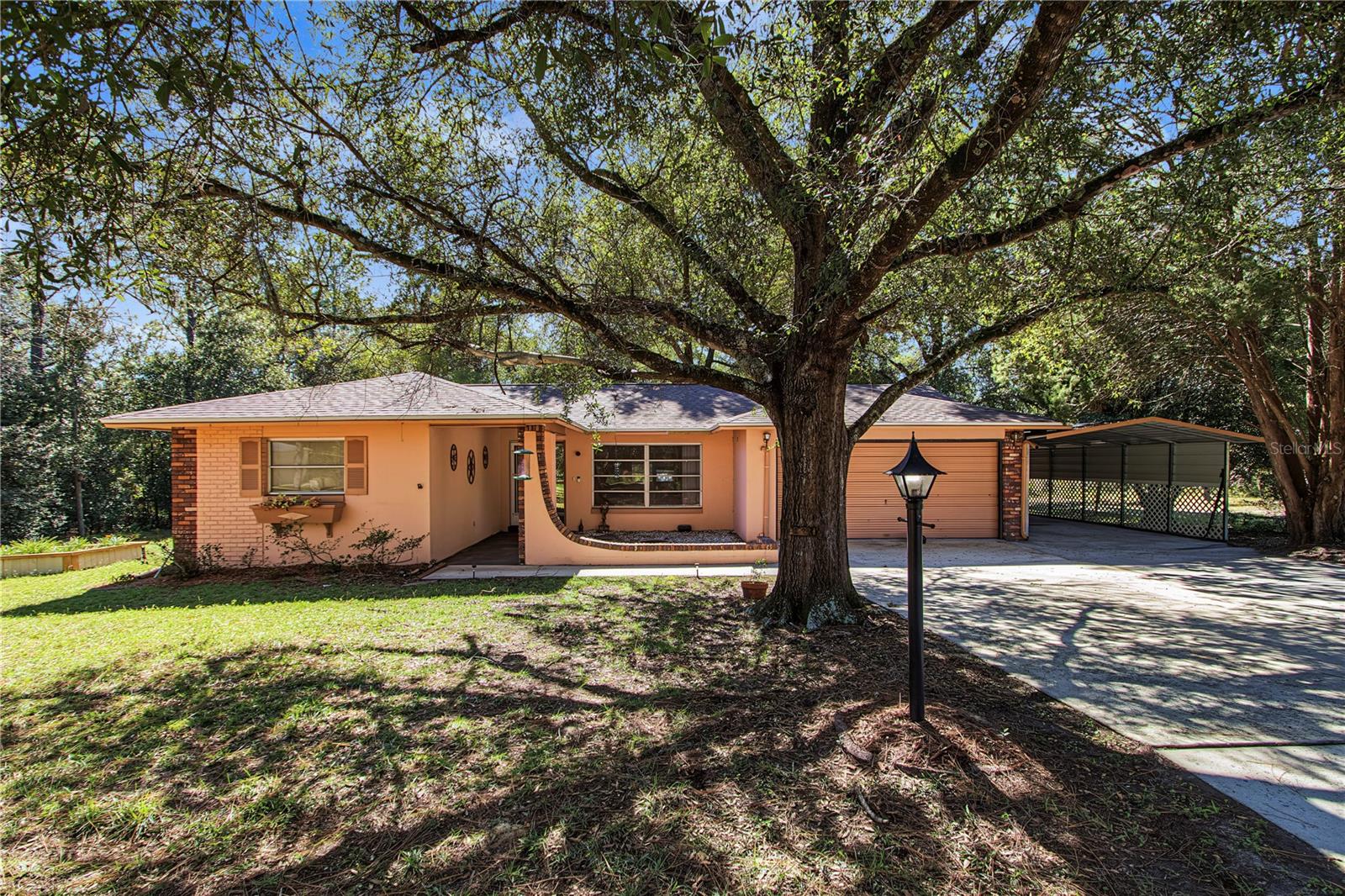 1414 W EVERGREEN DR