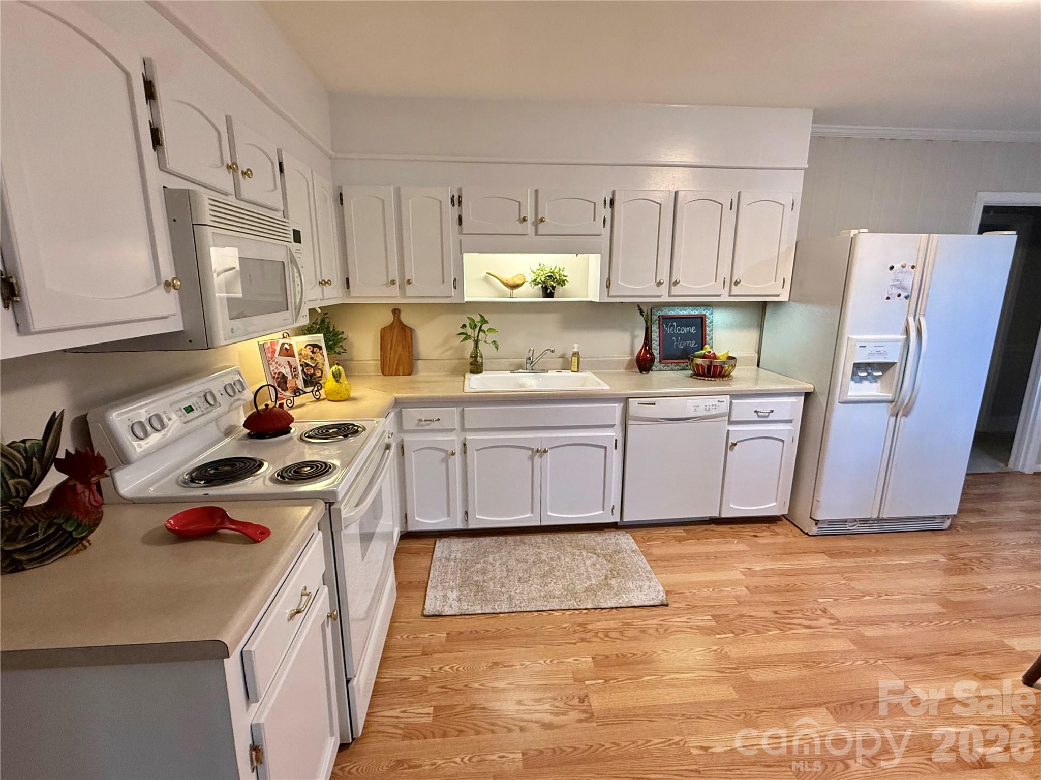 Single Family Residence at 2019 Carol Drive, Gastonia, photo 11 of 36
