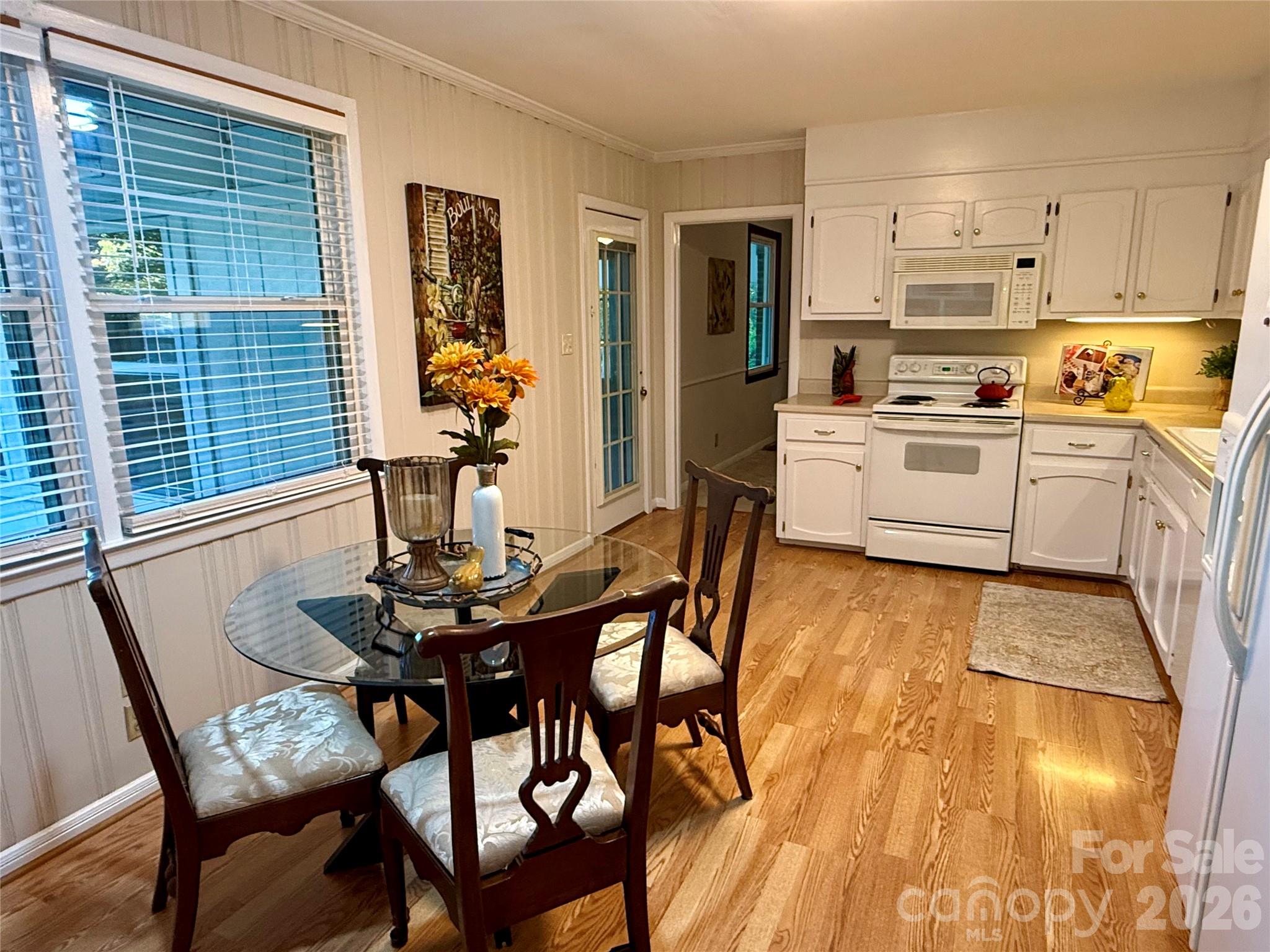 Single Family Residence at 2019 Carol Drive, Gastonia, photo 15 of 36
