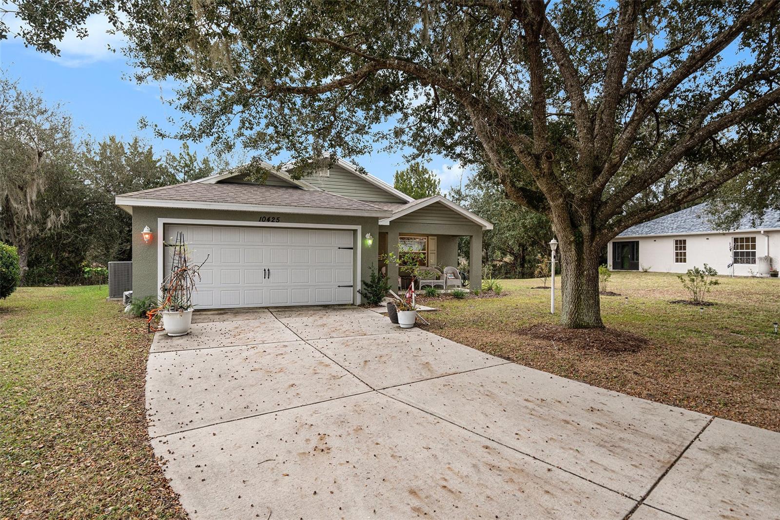 Single Family Residence at 10425 S DREW BRYANT CIR, FLORAL CITY, photo 2 of 28