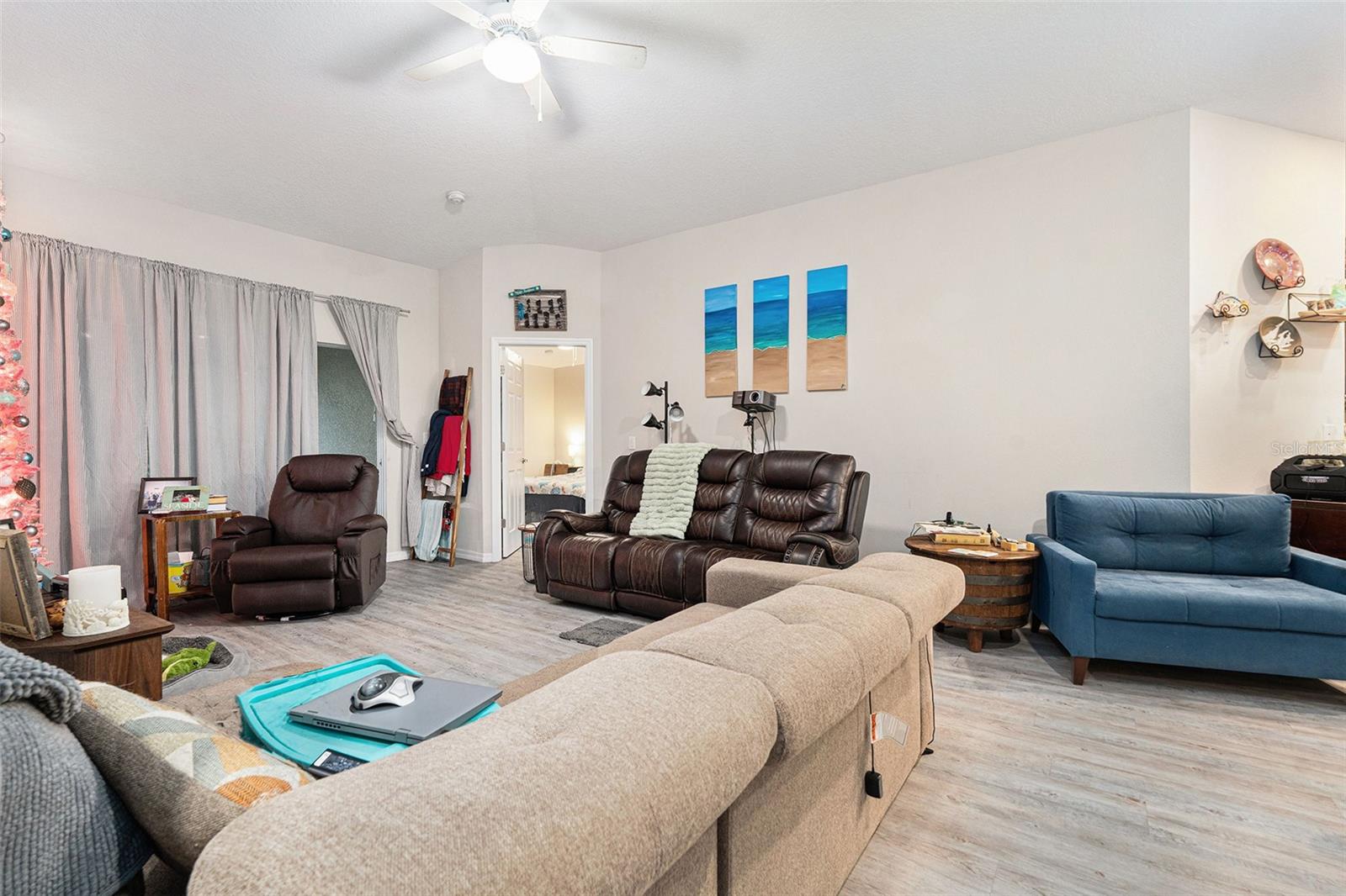 Single Family Residence at 10425 S DREW BRYANT CIR, FLORAL CITY, photo 11 of 28