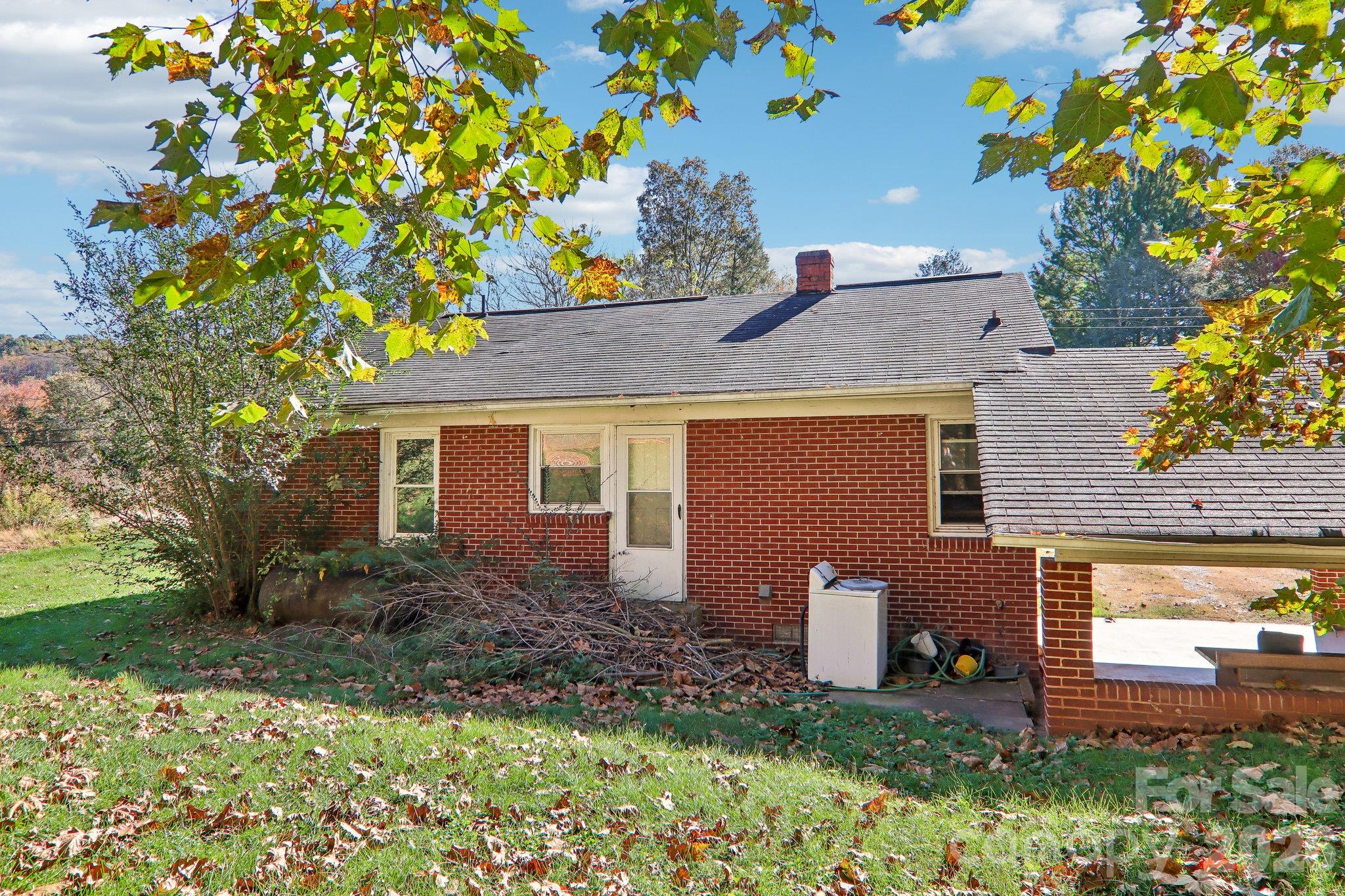 Single Family Residence at 81 Clement Street, Waynesville, photo 18 of 47
