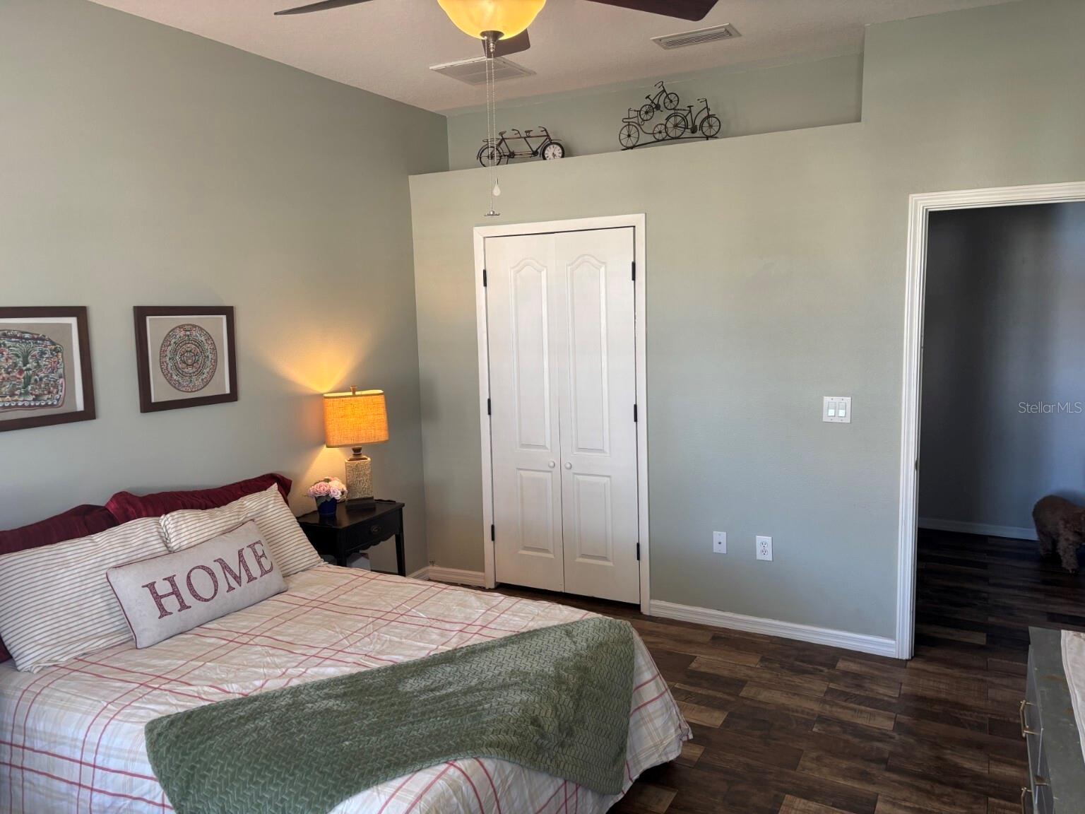 Single Family Residence at 417 STONE BRIAR DR, RUSKIN, photo 5 of 59