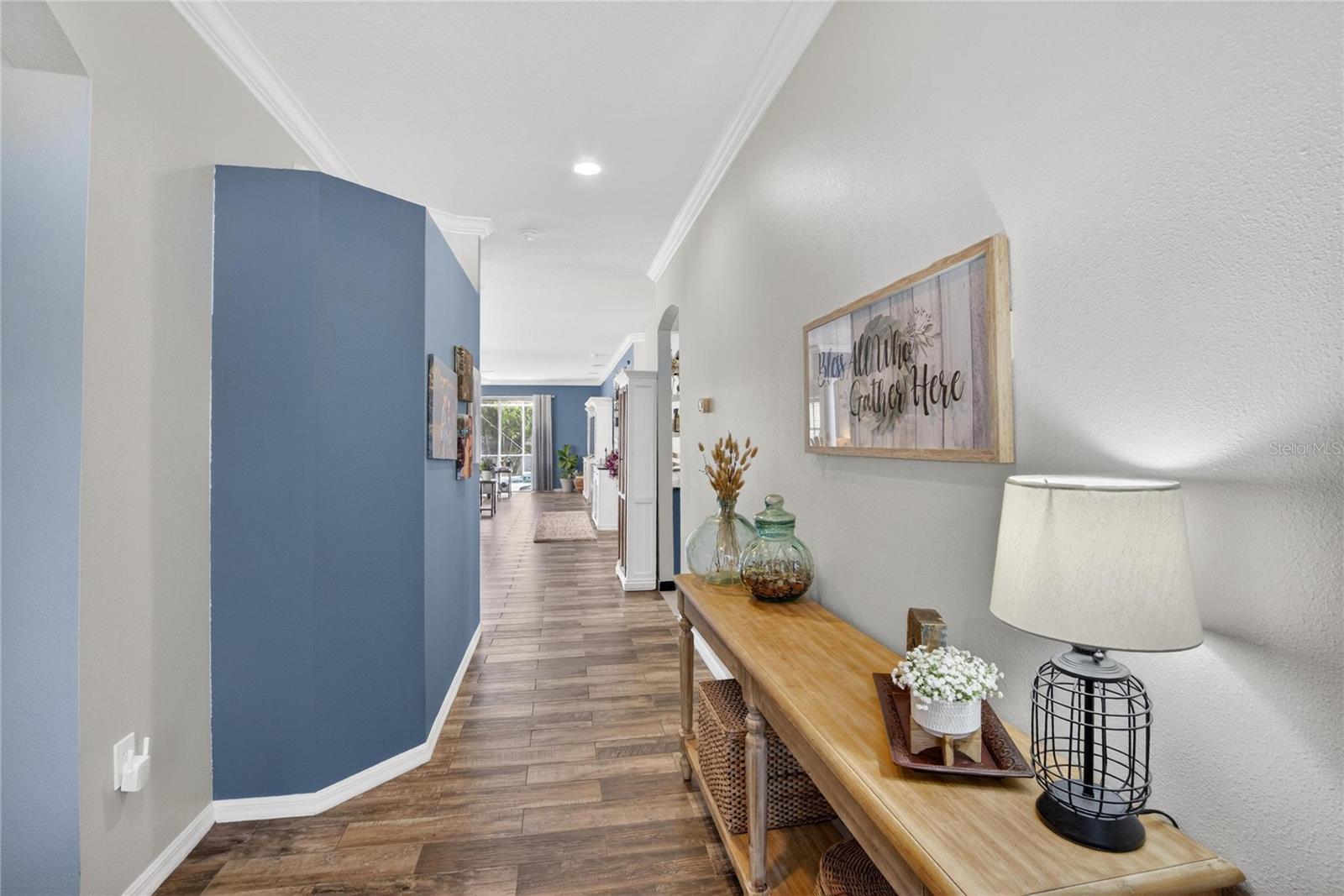 Single Family Residence at 417 STONE BRIAR DR, RUSKIN, photo 7 of 59