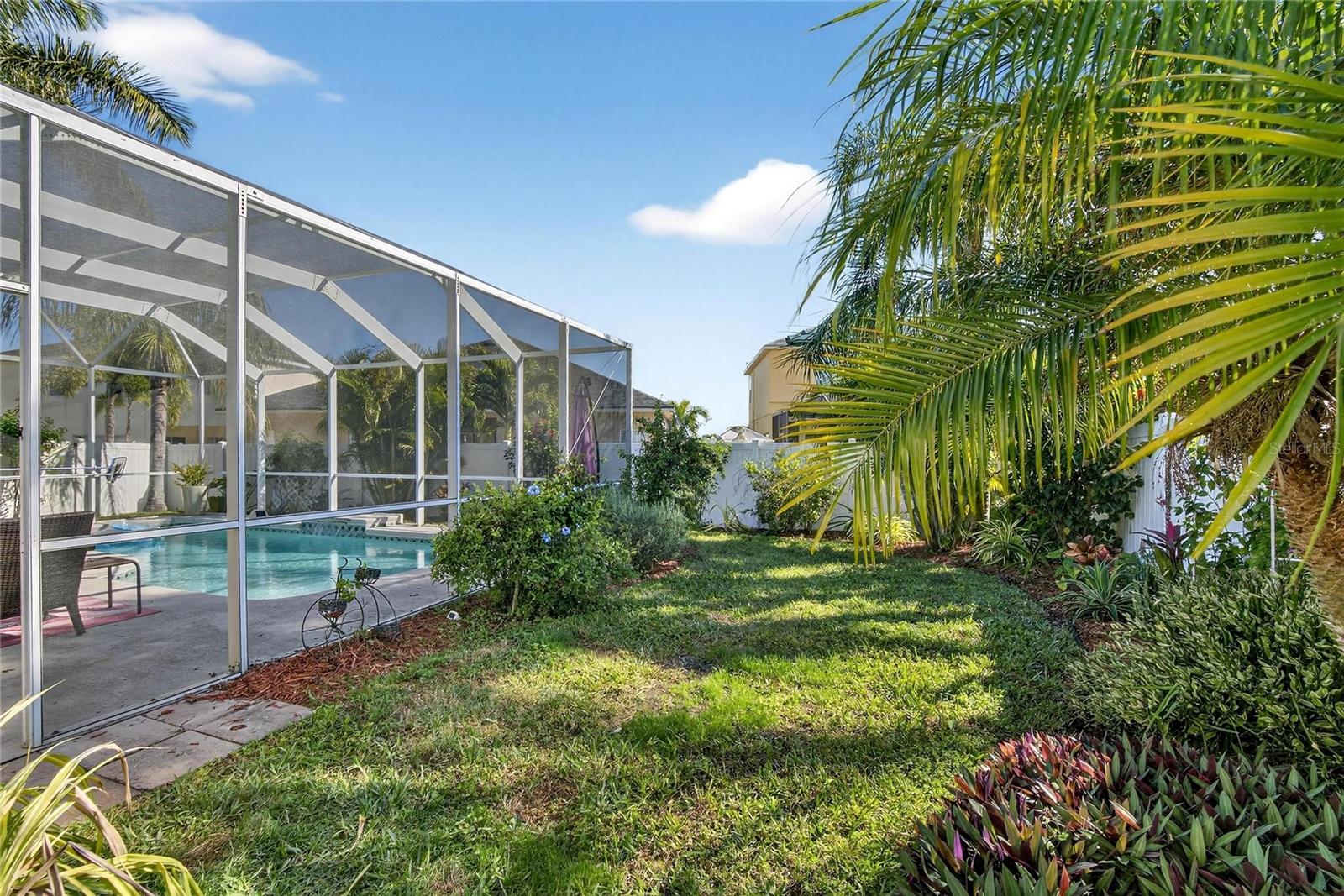 Single Family Residence at 417 STONE BRIAR DR, RUSKIN, photo 45 of 59