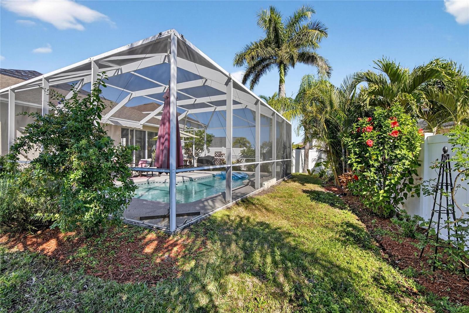 Single Family Residence at 417 STONE BRIAR DR, RUSKIN, photo 46 of 59