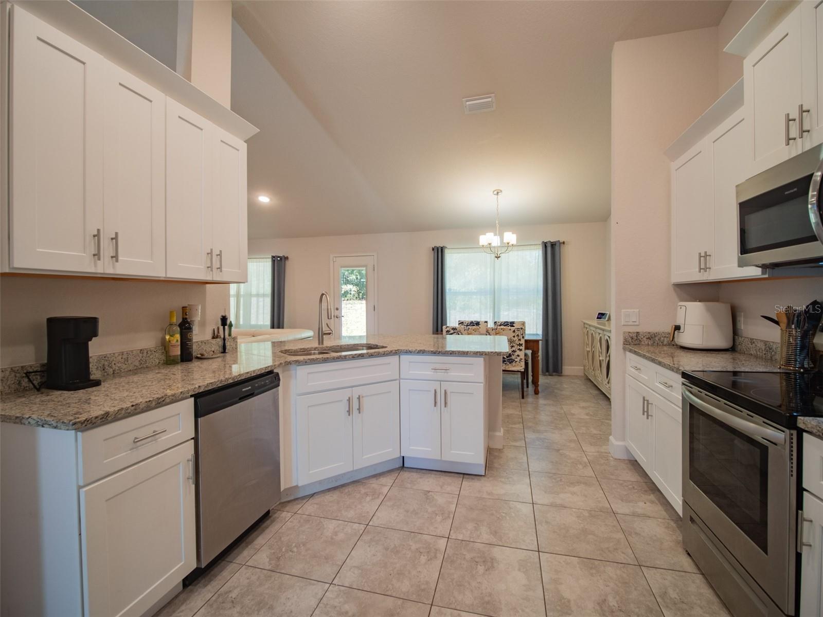 Single Family Residence at 3989 NW RIVER SEBASTIAN LN, LAKE CITY, photo 8 of 36