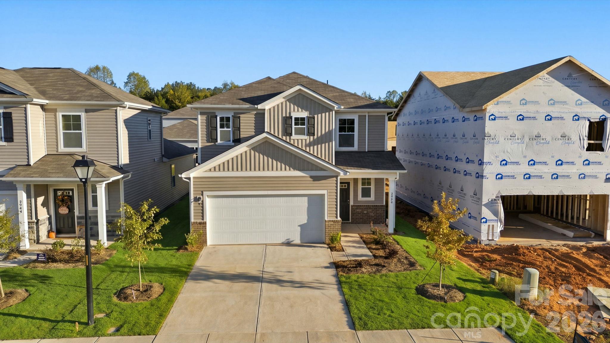 Single Family Residence at 2938 31st Street NE, Hickory, photo 2 of 39