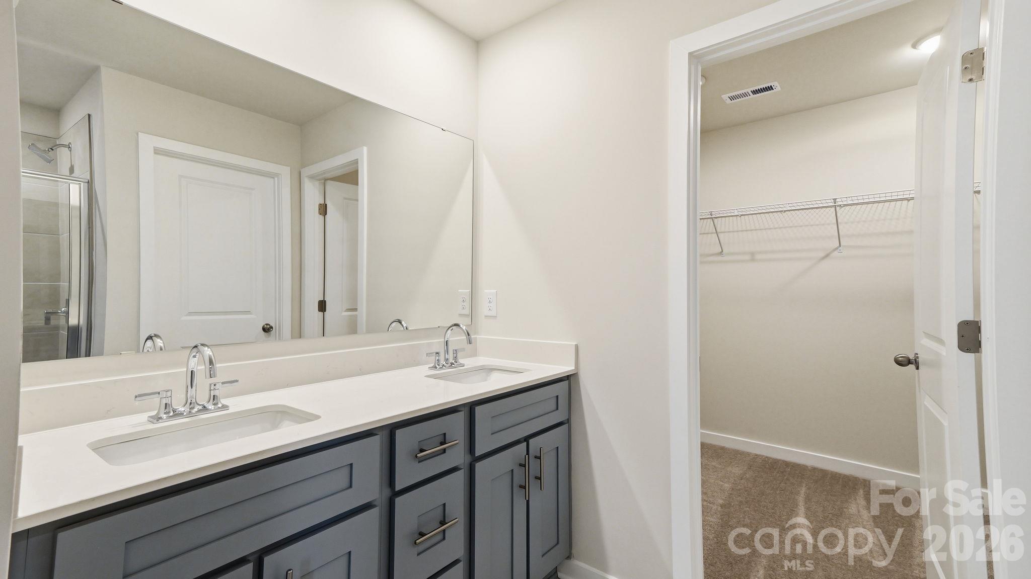 Single Family Residence at 2938 31st Street NE, Hickory, photo 14 of 39