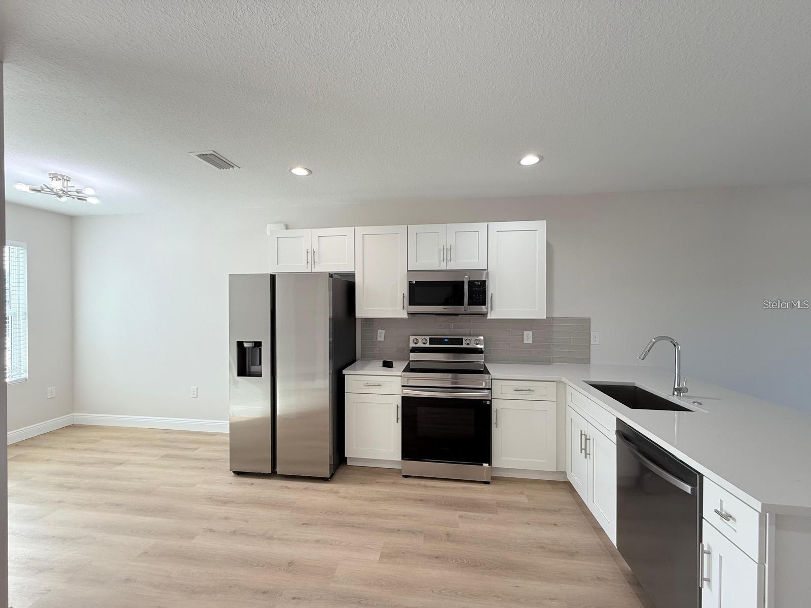 This is a model home picture. - 6977 HAWKSBURY ST, ENGLEWOOD