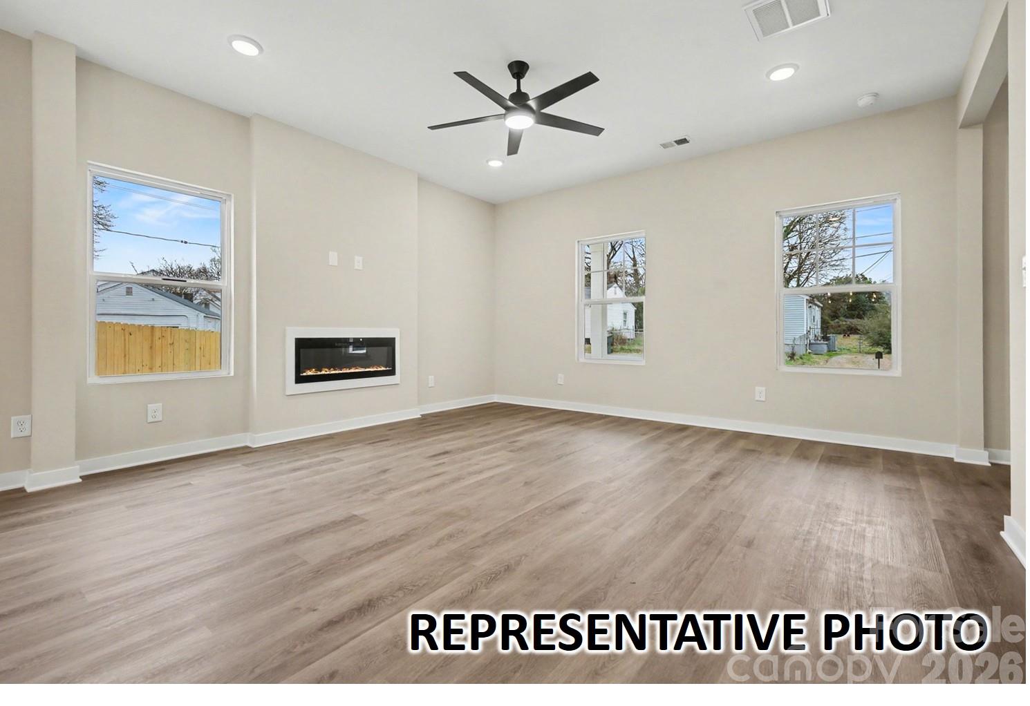 Single Family Residence at 1025 Floyd Lane, Gastonia, photo 10 of 17