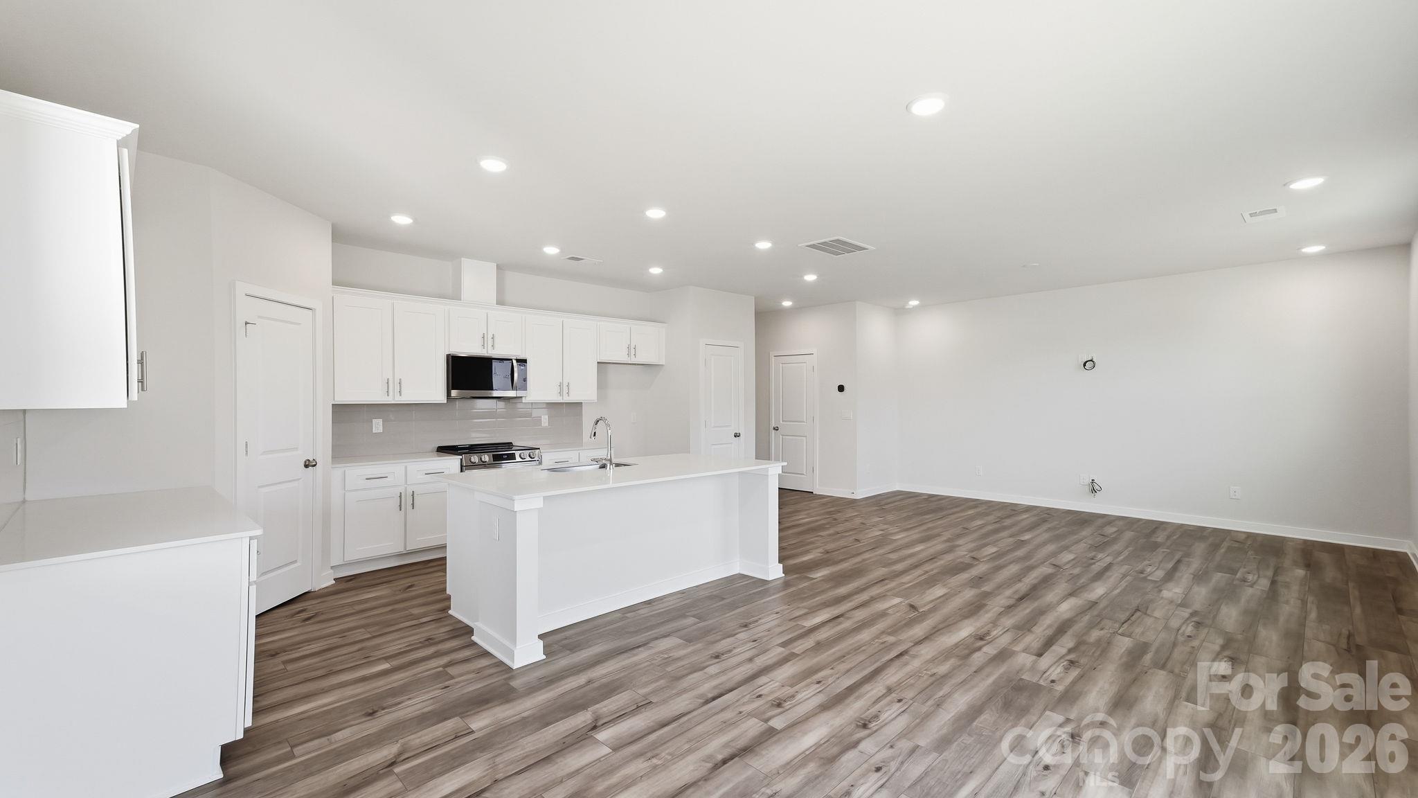 Single Family Residence at 2941 31st Street Lane NE, Hickory, photo 12 of 41