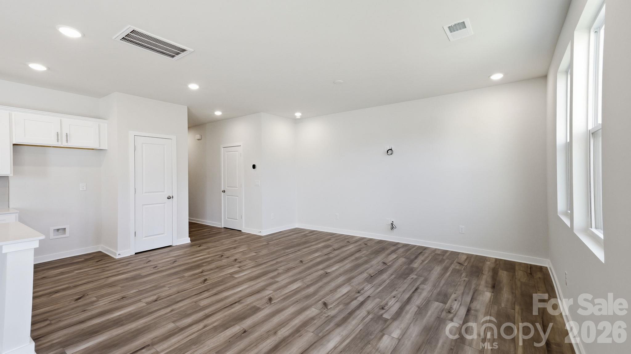 Single Family Residence at 2941 31st Street Lane NE, Hickory, photo 14 of 41