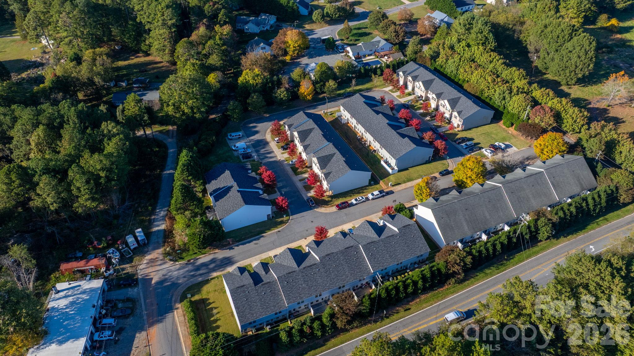 Townhouse at 1469 Cypress Loop, Newton, photo 27 of 31